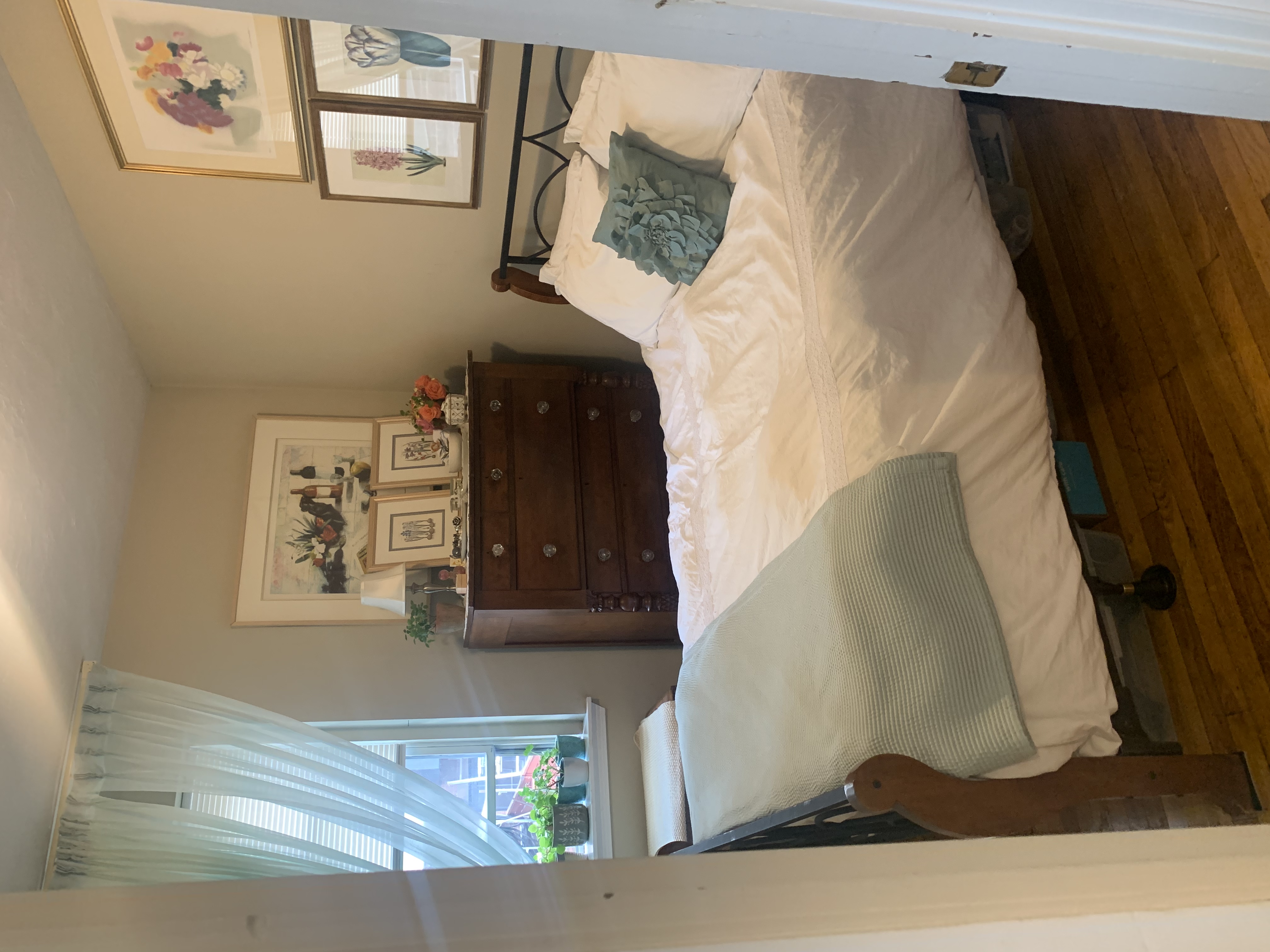 1 bed, 1 bath apartment for rent at 103 Charles St Unit 4, Beacon Hill — photo 11 of 13