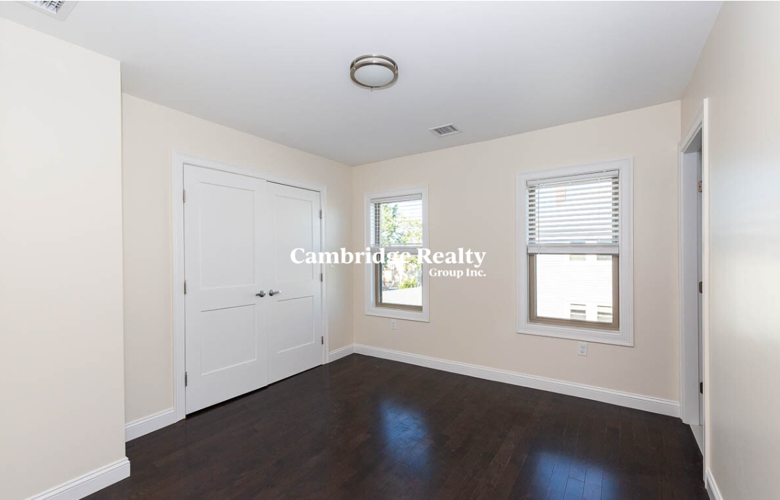 4 bed, 4+ bath apartment for rent at 39 Harvard St Unit 2A, Medford — photo 12 of 19