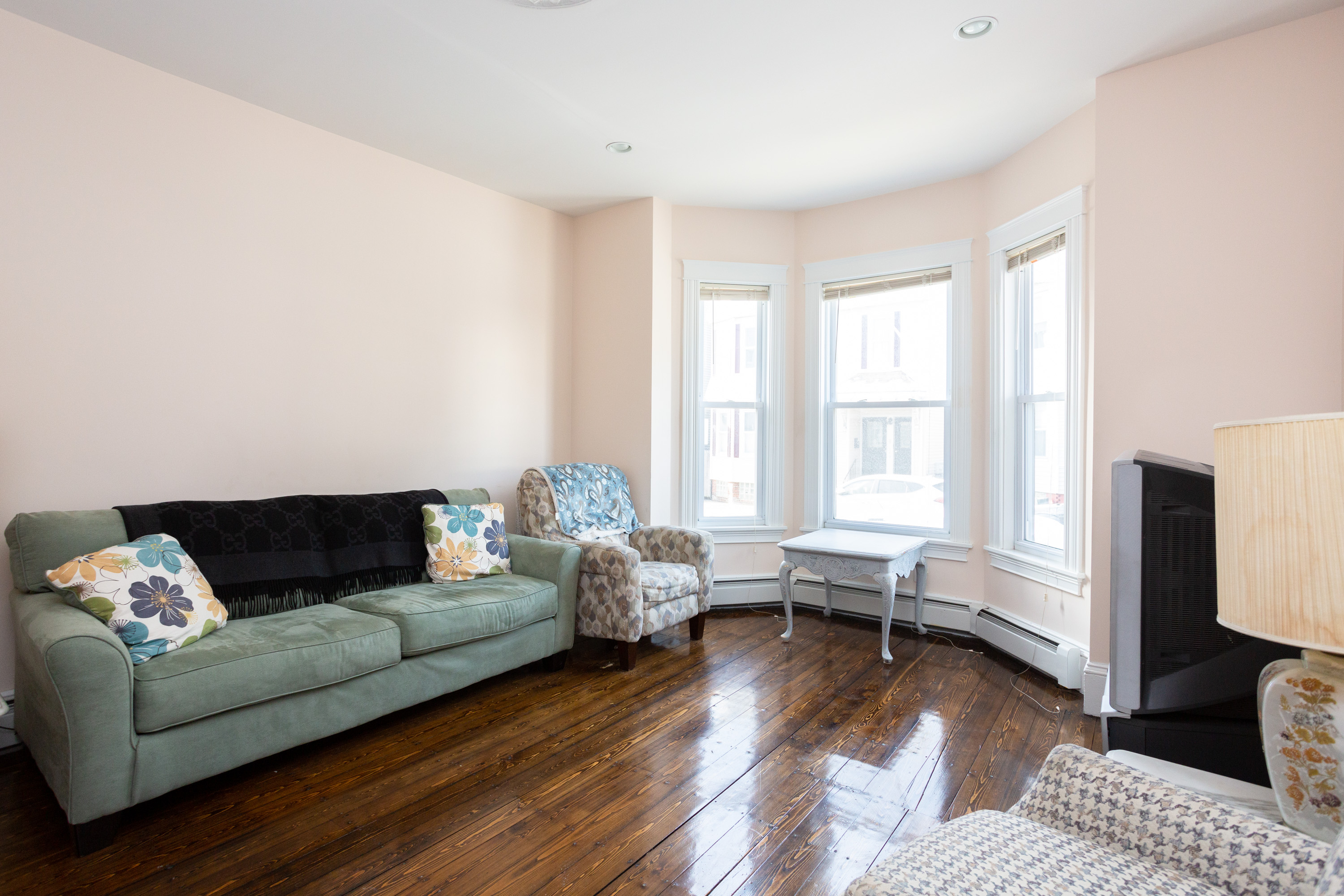 4 bed, 2 bath apartment for rent at 263 East Cottage St Unit 3, Dorchester — photo 18 of 25