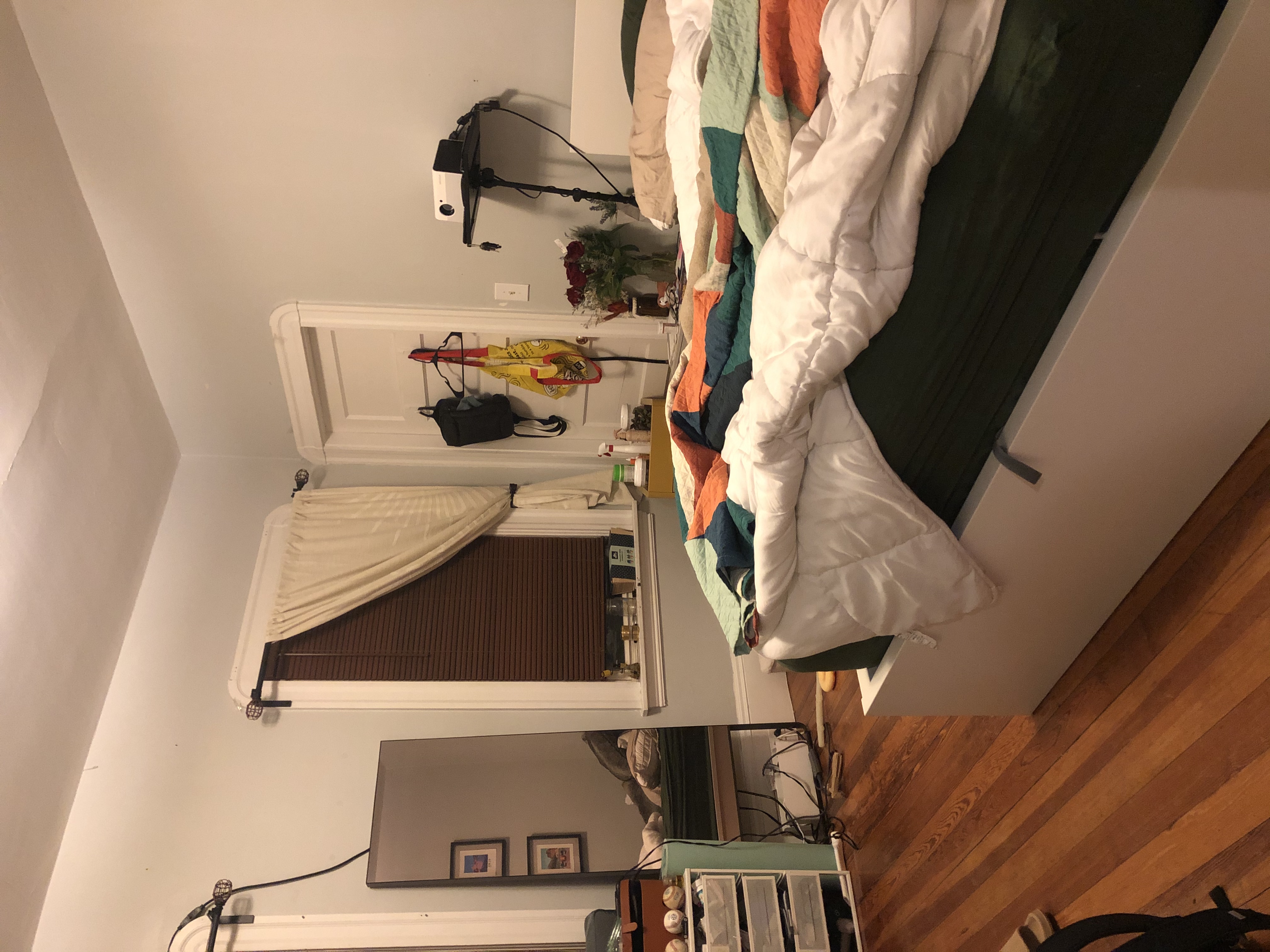 5 bed, 2 bath apartment for rent at 32 Hawthorne Unit 2, Porter Square — photo 9 of 11