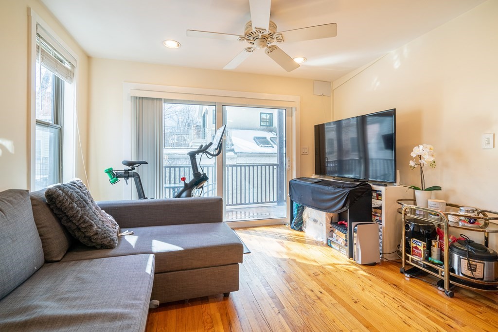 1 bed, 1 bath apartment for rent at 62 Hurley St Unit 2, East Cambridge — photo 2 of 13