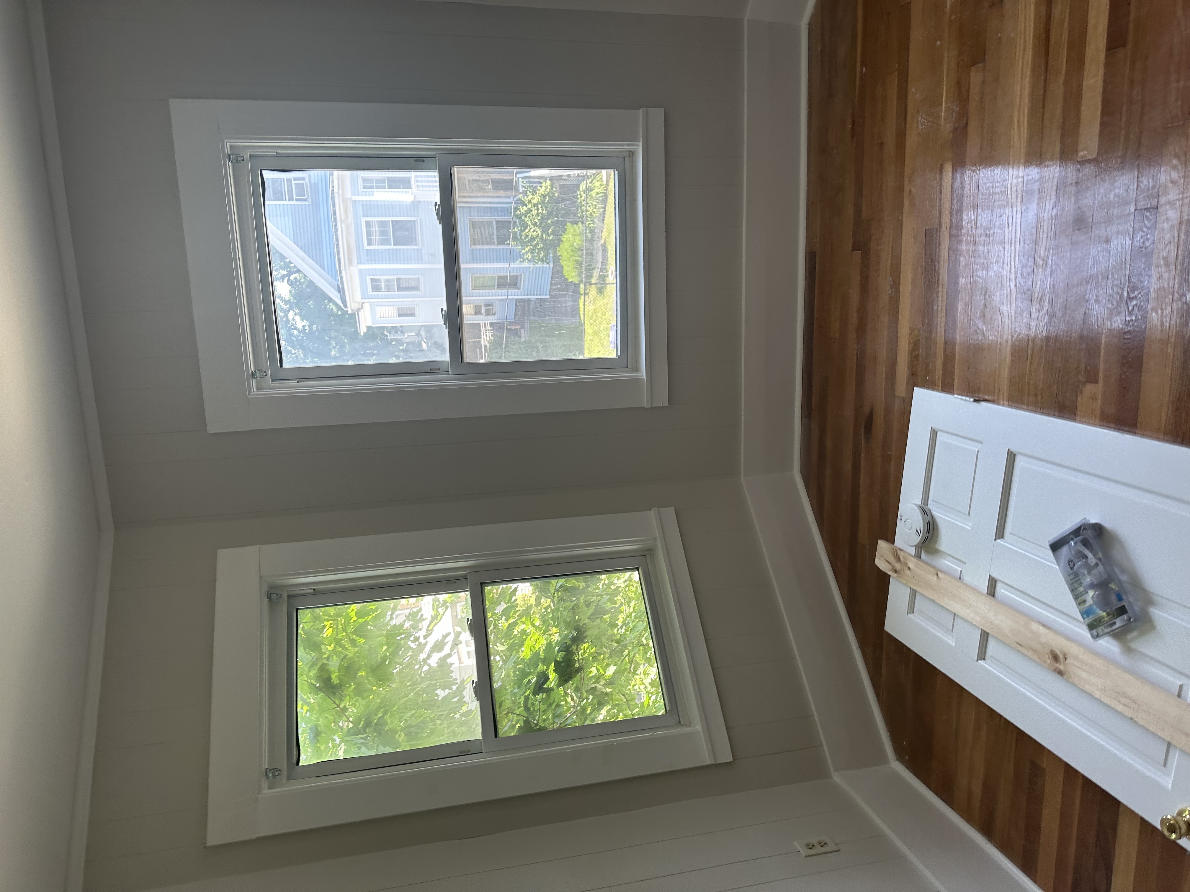 3 bed, 1 bath apartment for rent at 25 Selden St Unit 2, Dorchester — photo 4 of 10