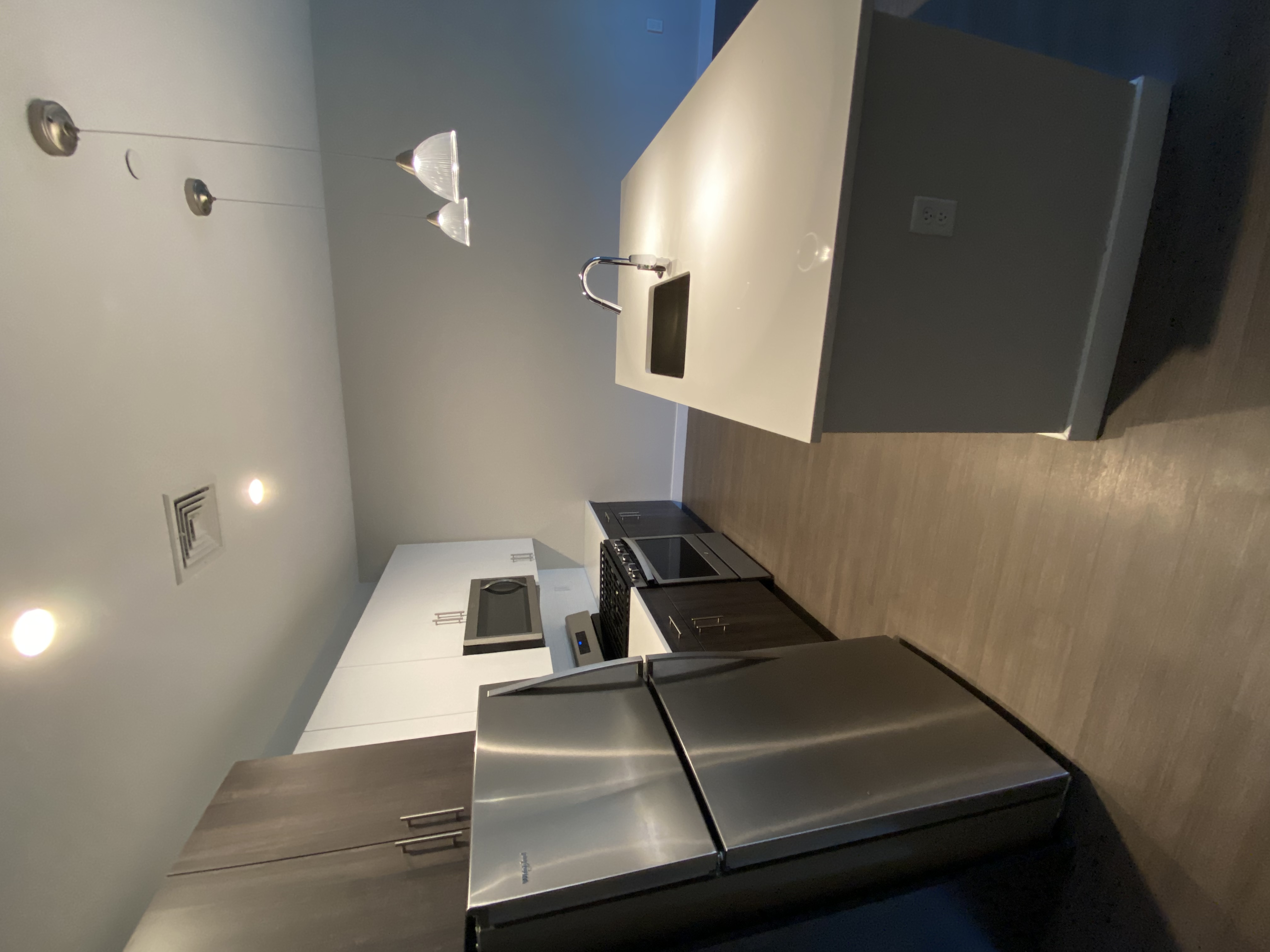 1 bed, 1 bath apartment for rent at 31 Bridge Unit 2, Merrymount