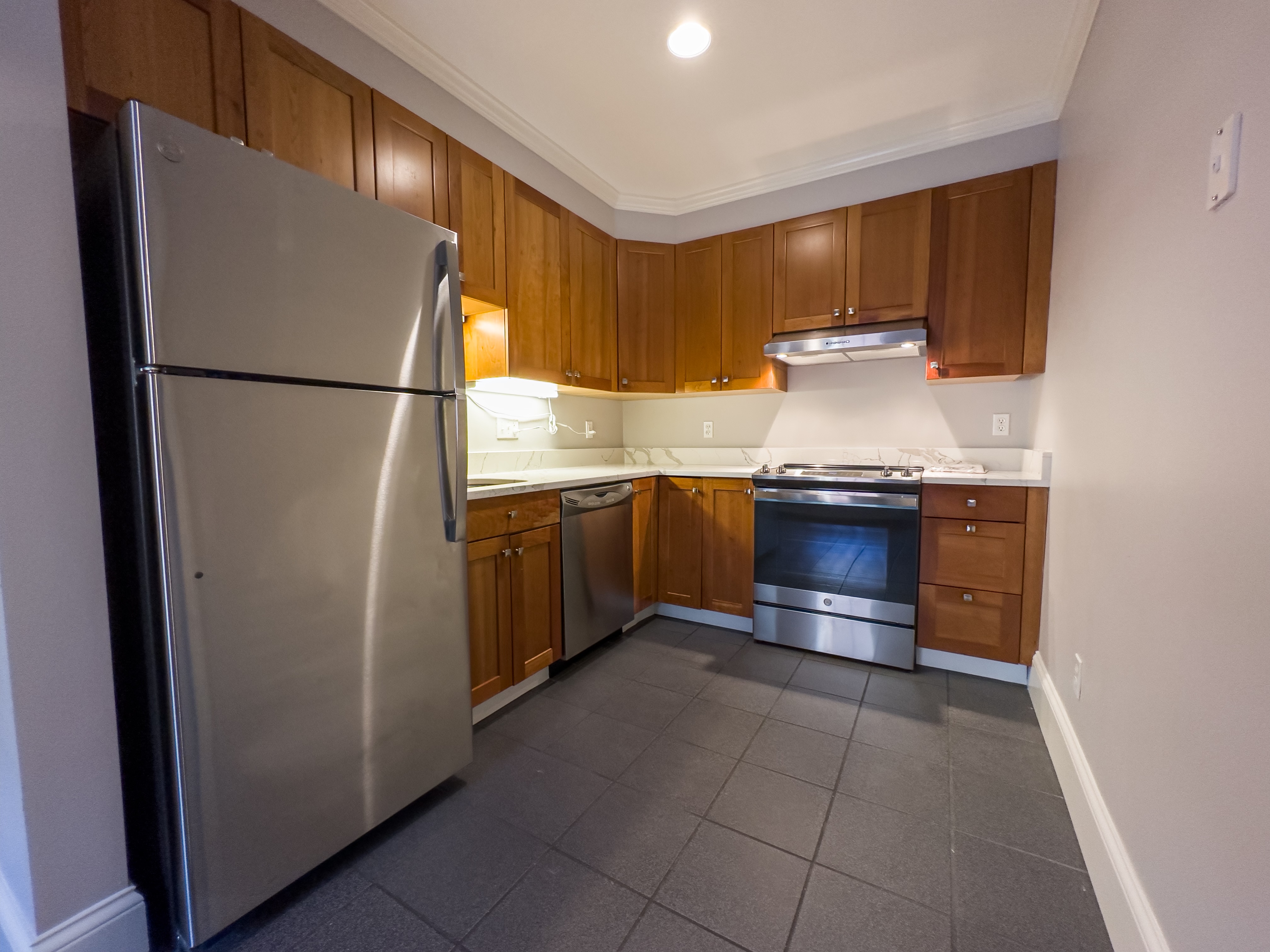 2 bed, 2 bath apartment for rent at 22 Garden St Unit 2, Harvard Square — photo 1 of 19