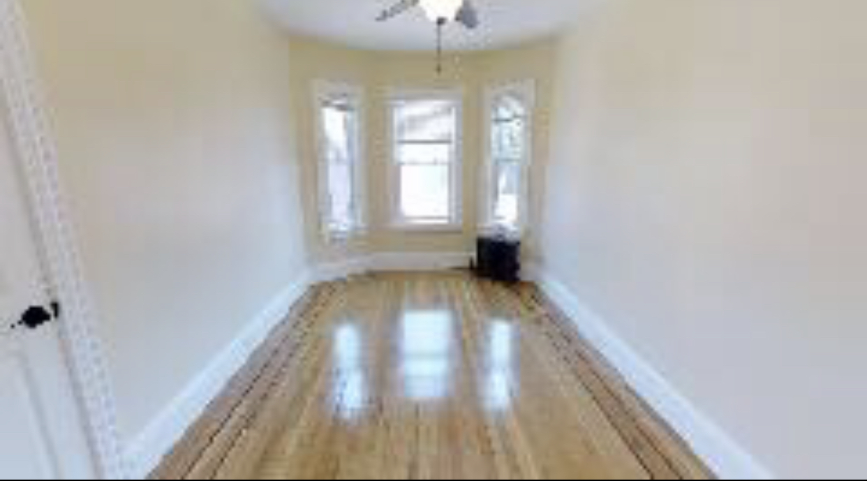 4 bed, 2 bath apartment for rent at 42 Gorham St Unit 3, Davis Square — photo 5 of 6