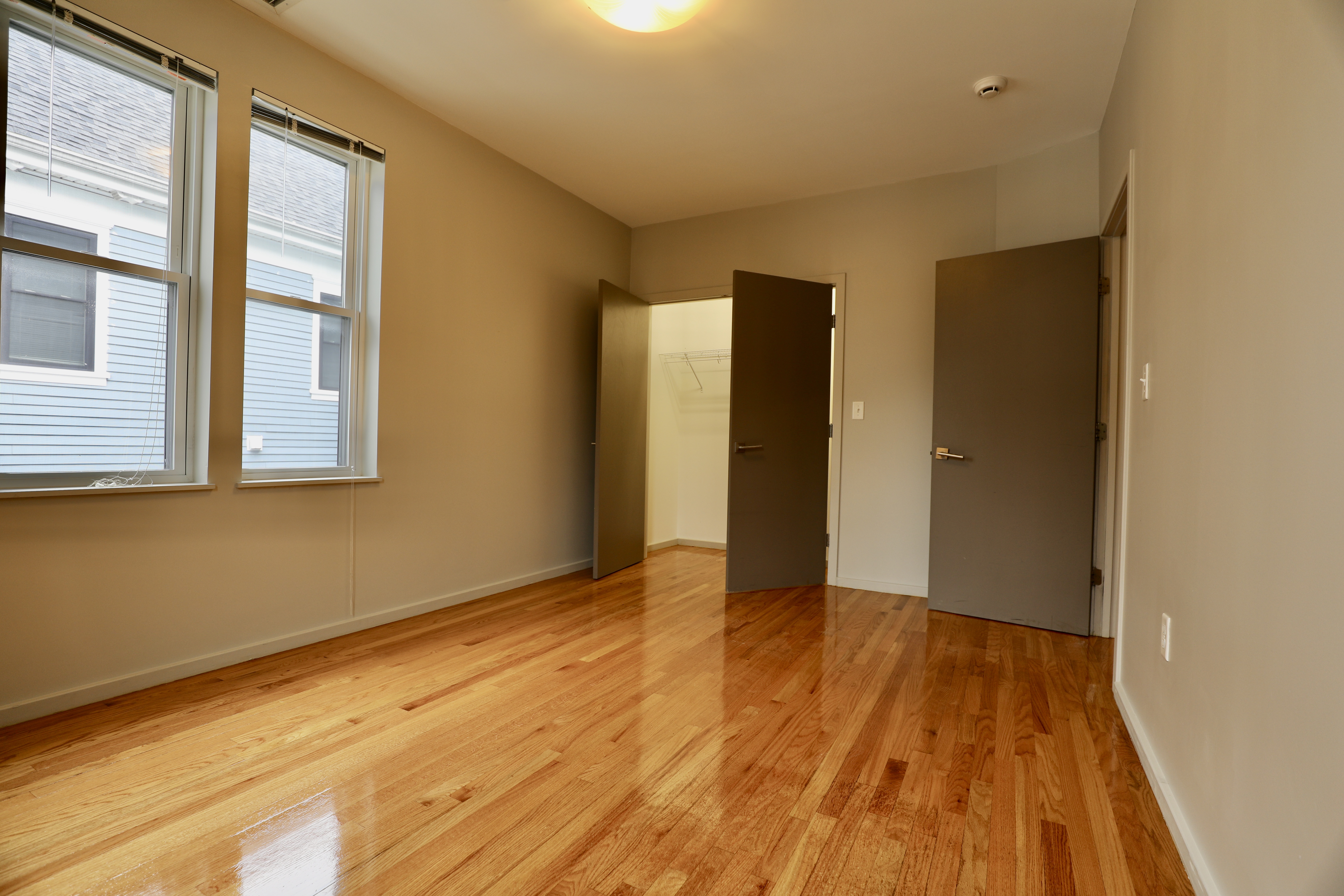 5 bed, 2.5 bath apartment for rent at 57 Glenville Ave Unit 1, Allston — photo 19 of 23