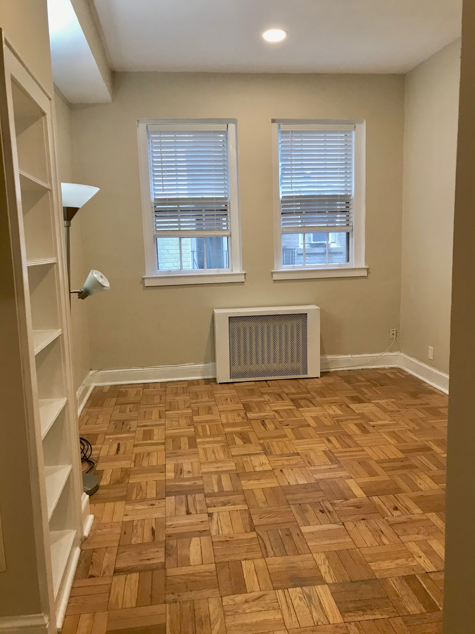 1 bed, 1 bath apartment for rent at 75 Chestnut Unit 12, Beacon Hill — photo 2 of 8
