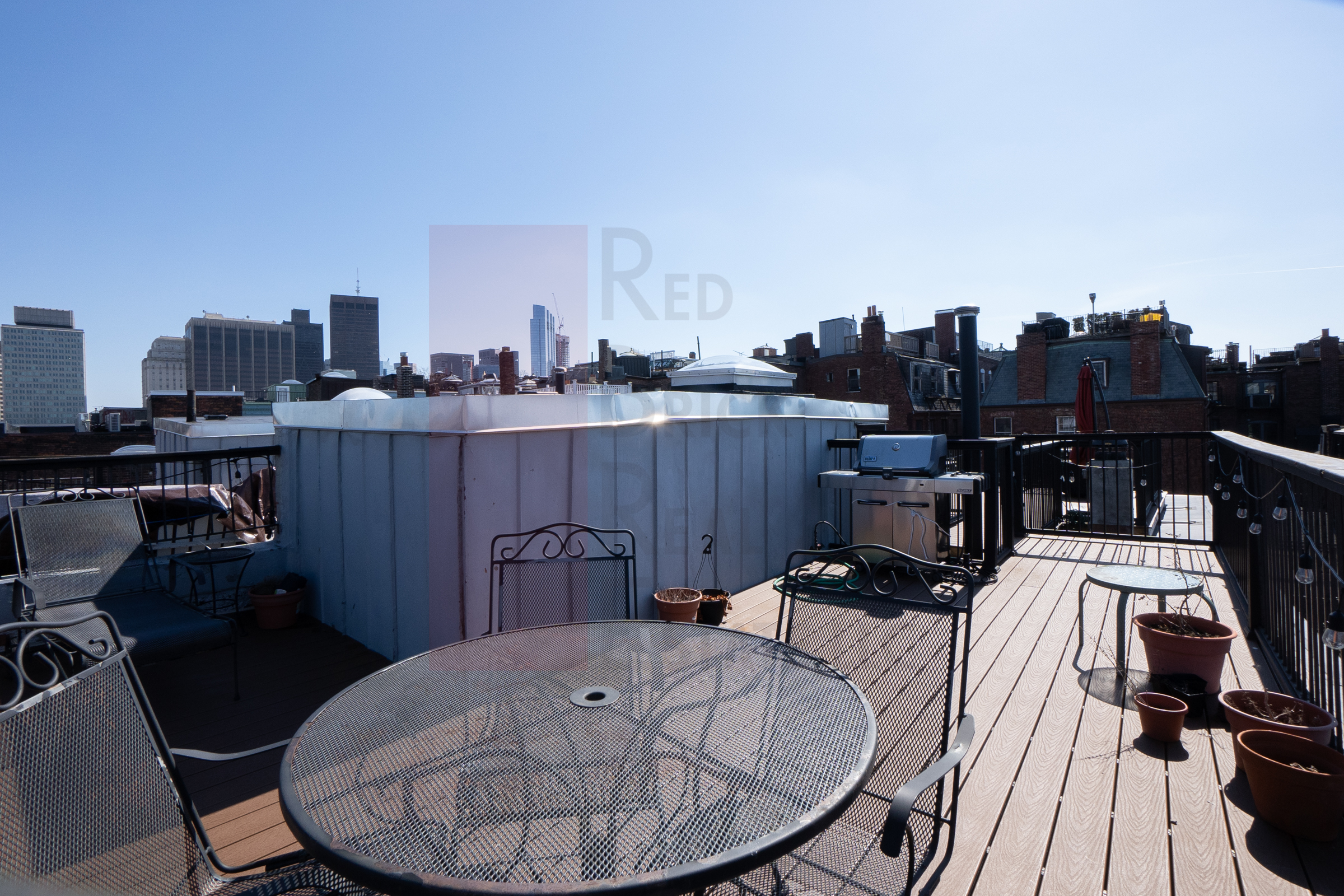 2 bed, 1 bath apartment for rent at 70 Phillips St Unit 9, Beacon Hill — photo 9 of 12