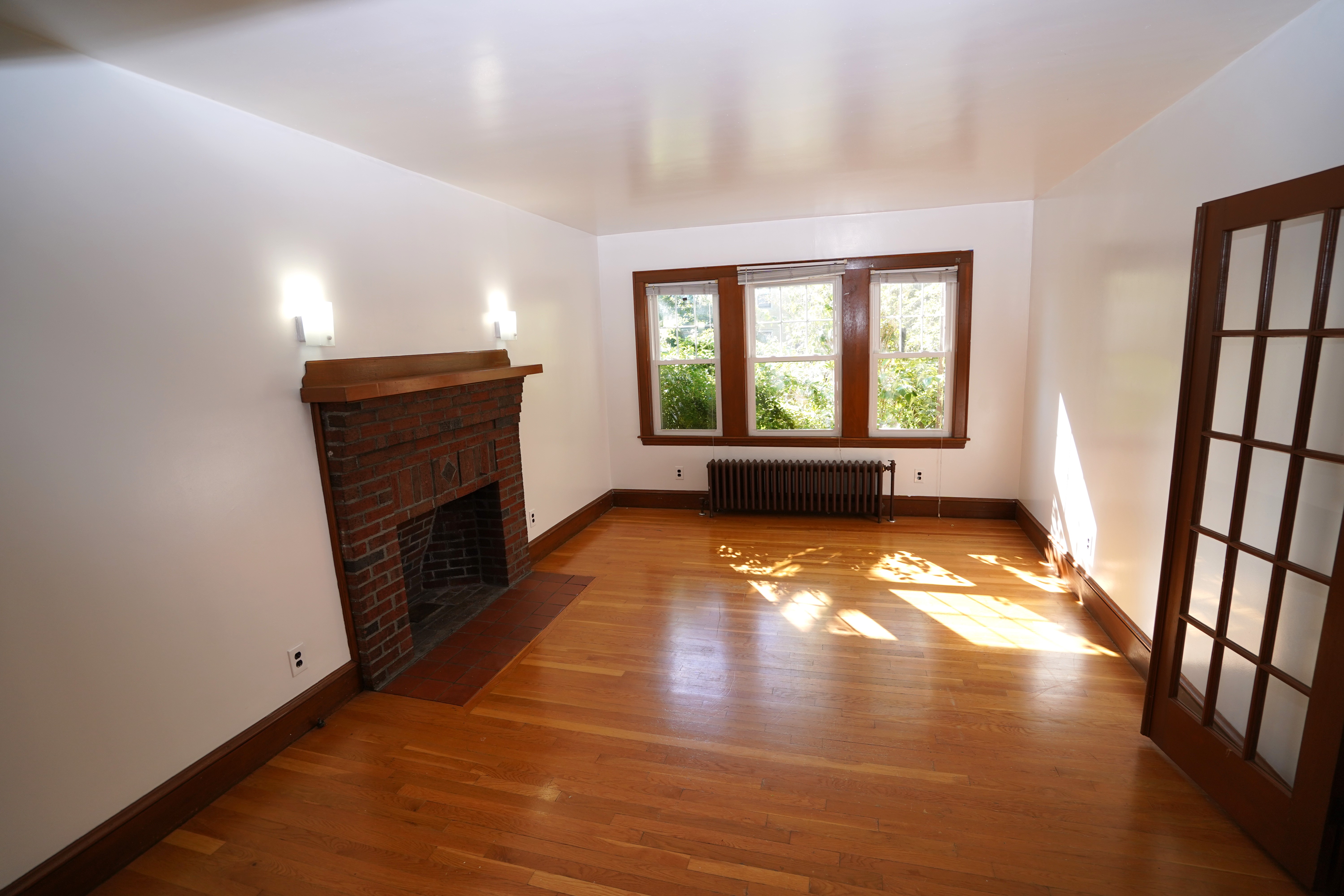 3 bed, 1 bath apartment for rent at 59 Maple Ave Unit 1, Mid Cambridge — photo 4 of 12