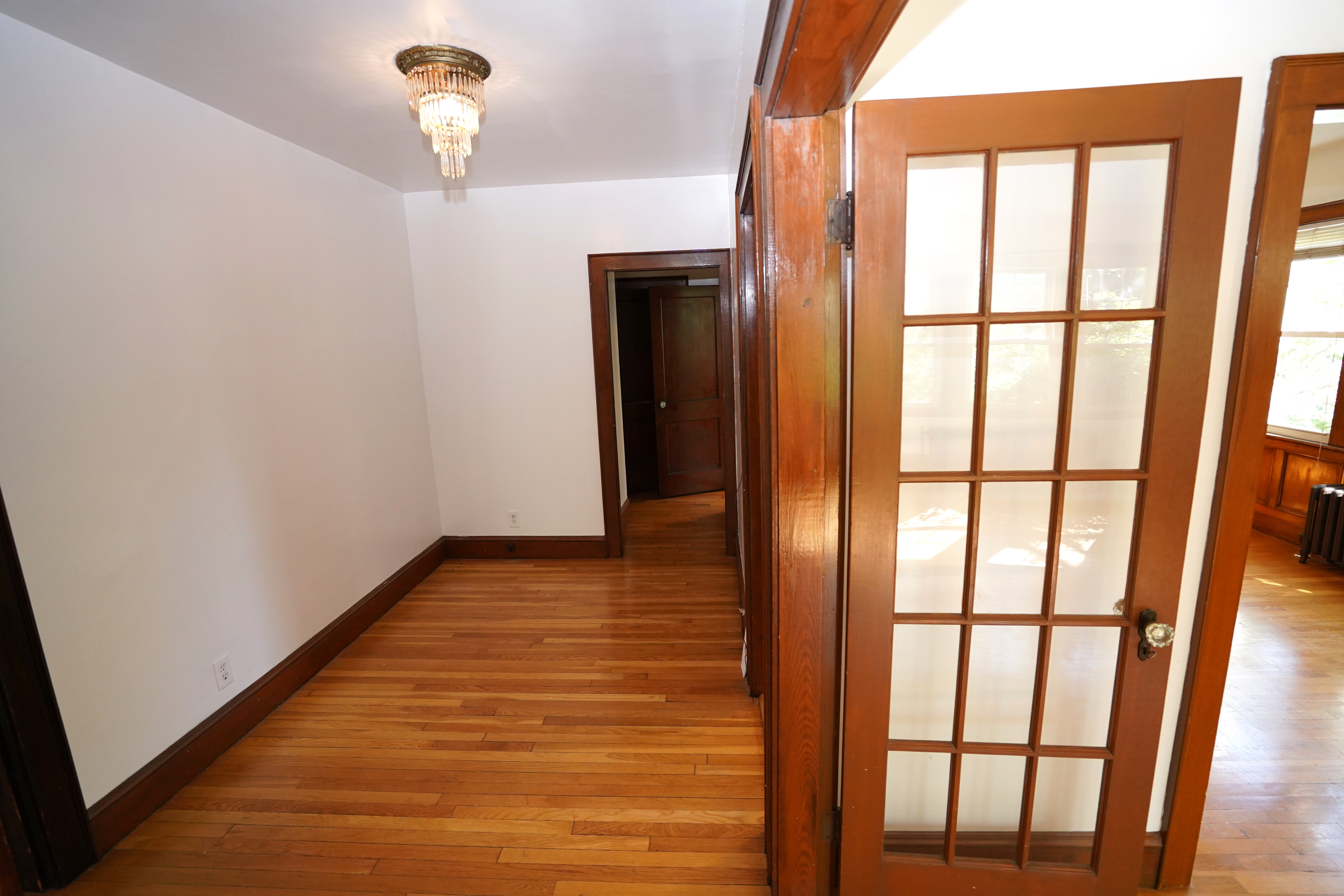 3 bed, 1 bath apartment for rent at 59 Maple Ave Unit 1, Mid Cambridge — photo 6 of 12