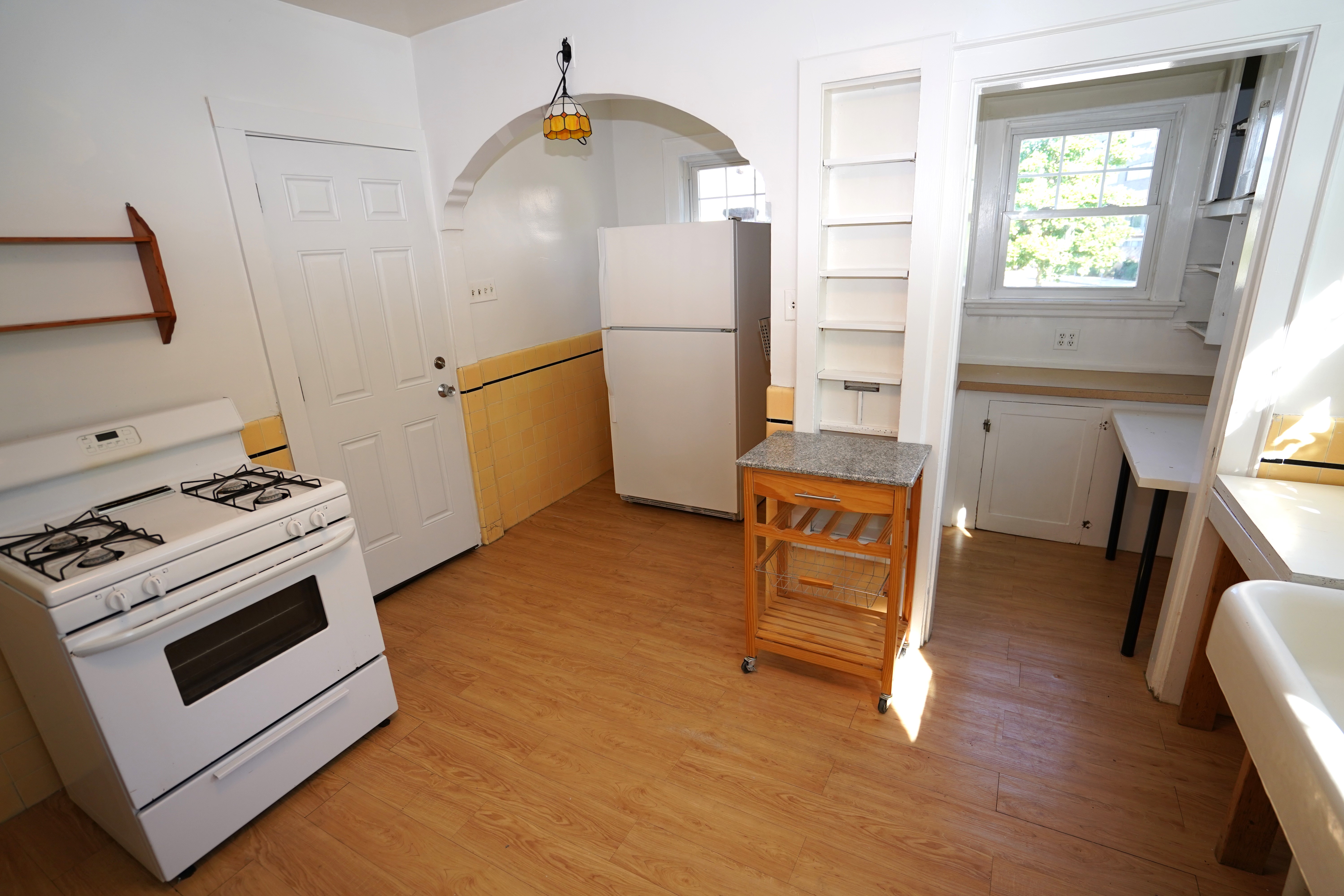 3 bed, 1 bath apartment for rent at 59 Maple Ave Unit 1, Mid Cambridge — photo 12 of 12