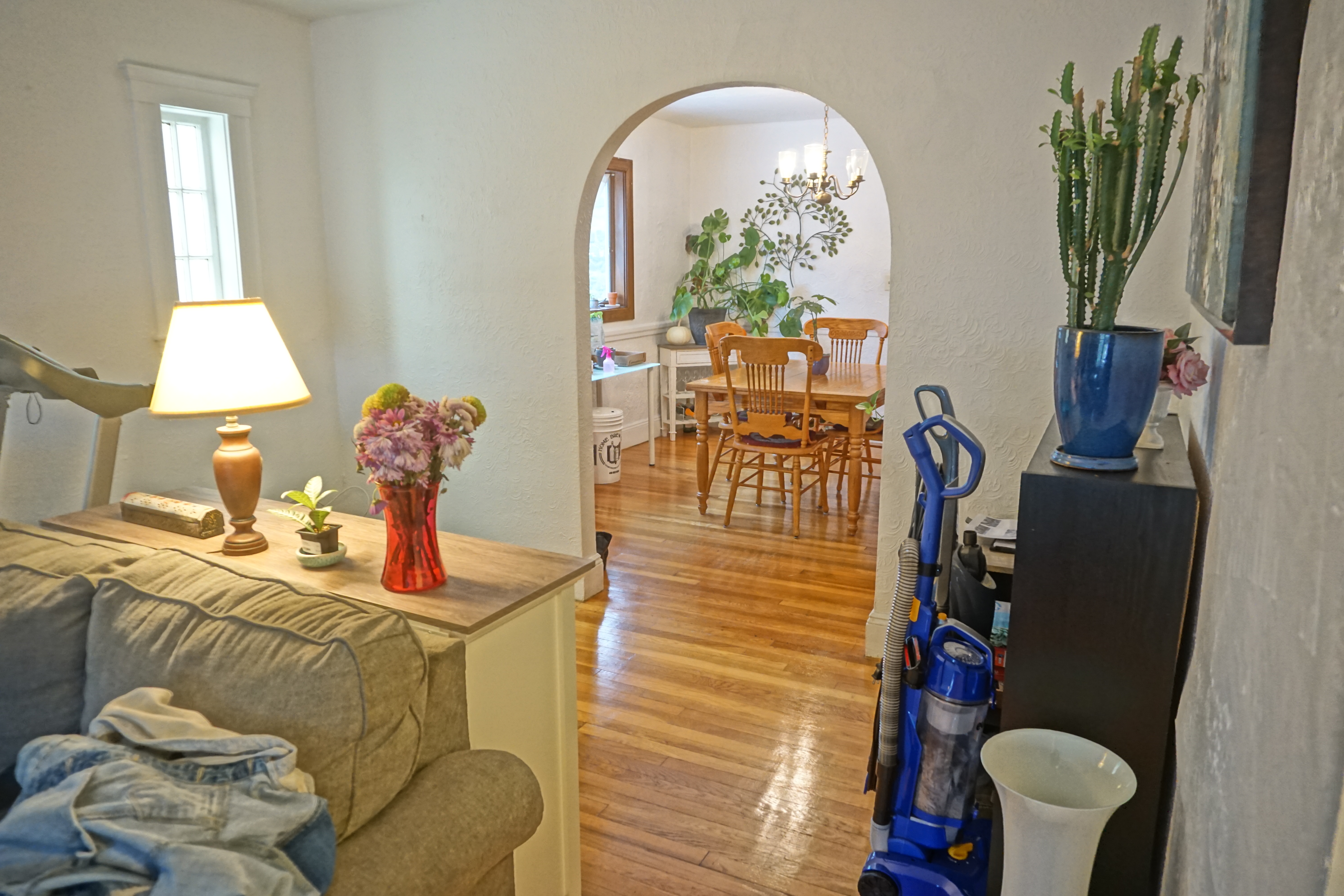 3 bed, 1 bath apartment for rent at 89 Westbourne Ter Unit 1, Washington Square