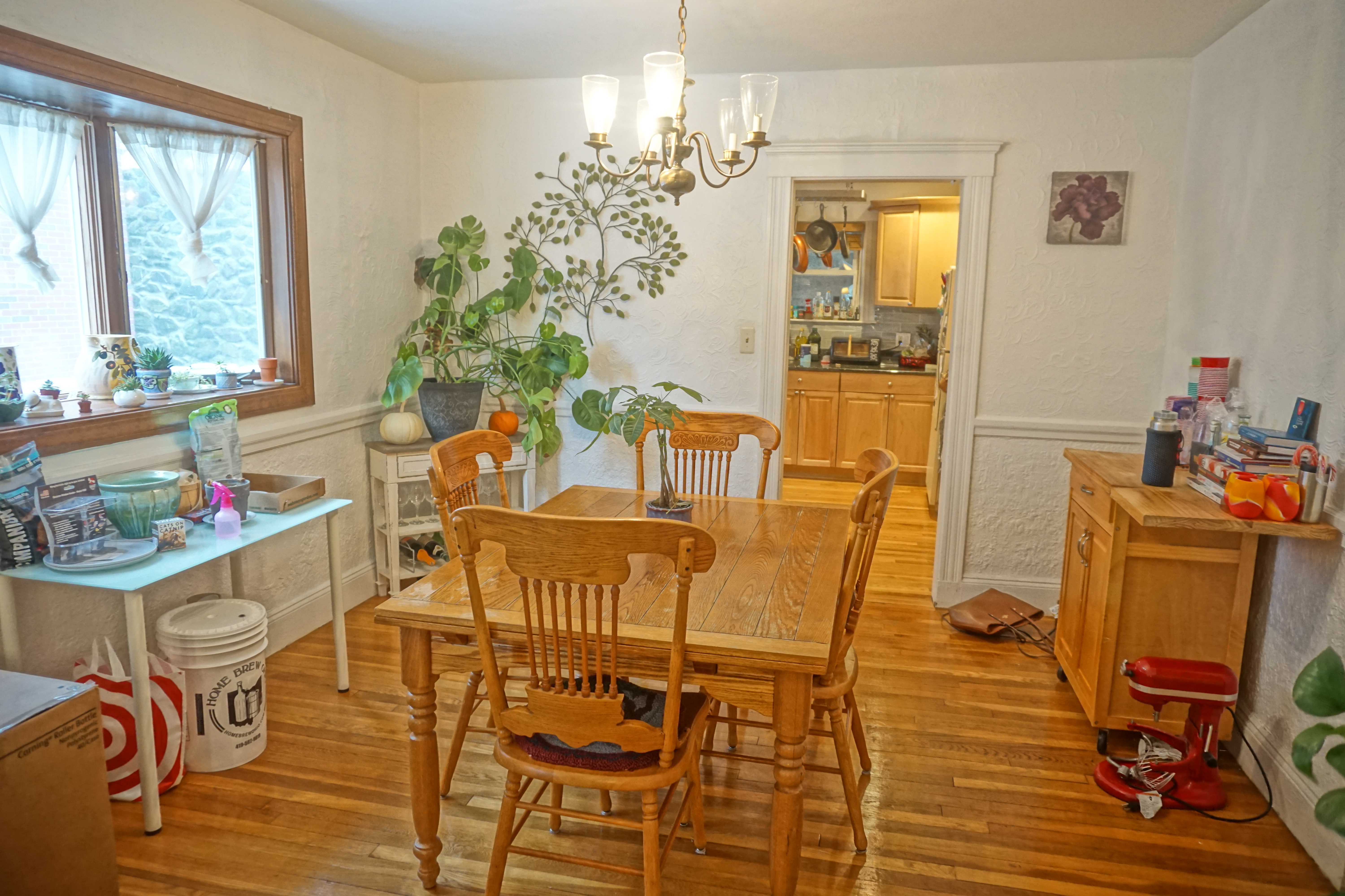 3 bed, 1 bath apartment for rent at 89 Westbourne Ter Unit 1, Washington Square — photo 2 of 12