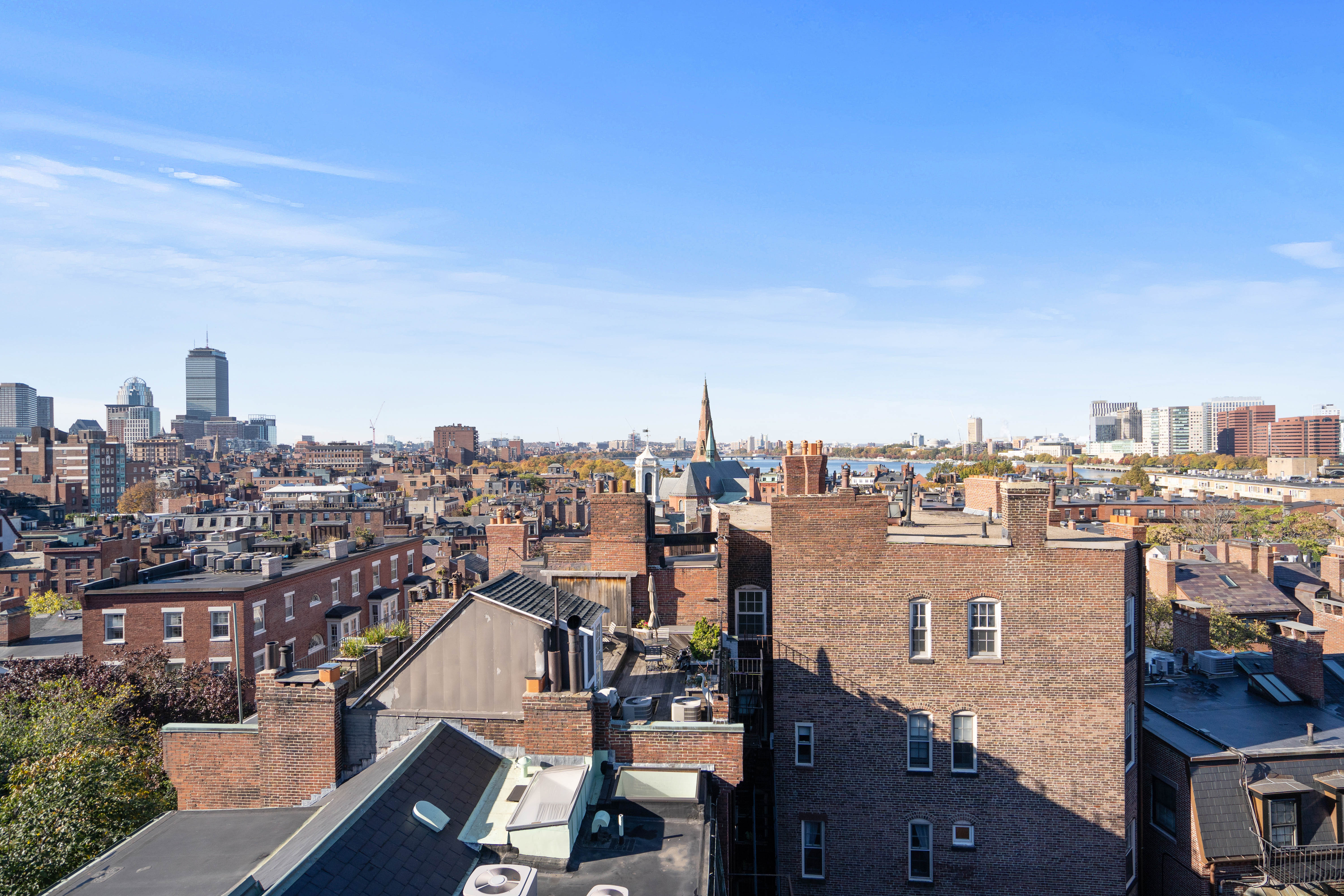 1 bed, 1 bath apartment for rent at 4 Louisburg Sq Unit Top, Beacon Hill — photo 1 of 16