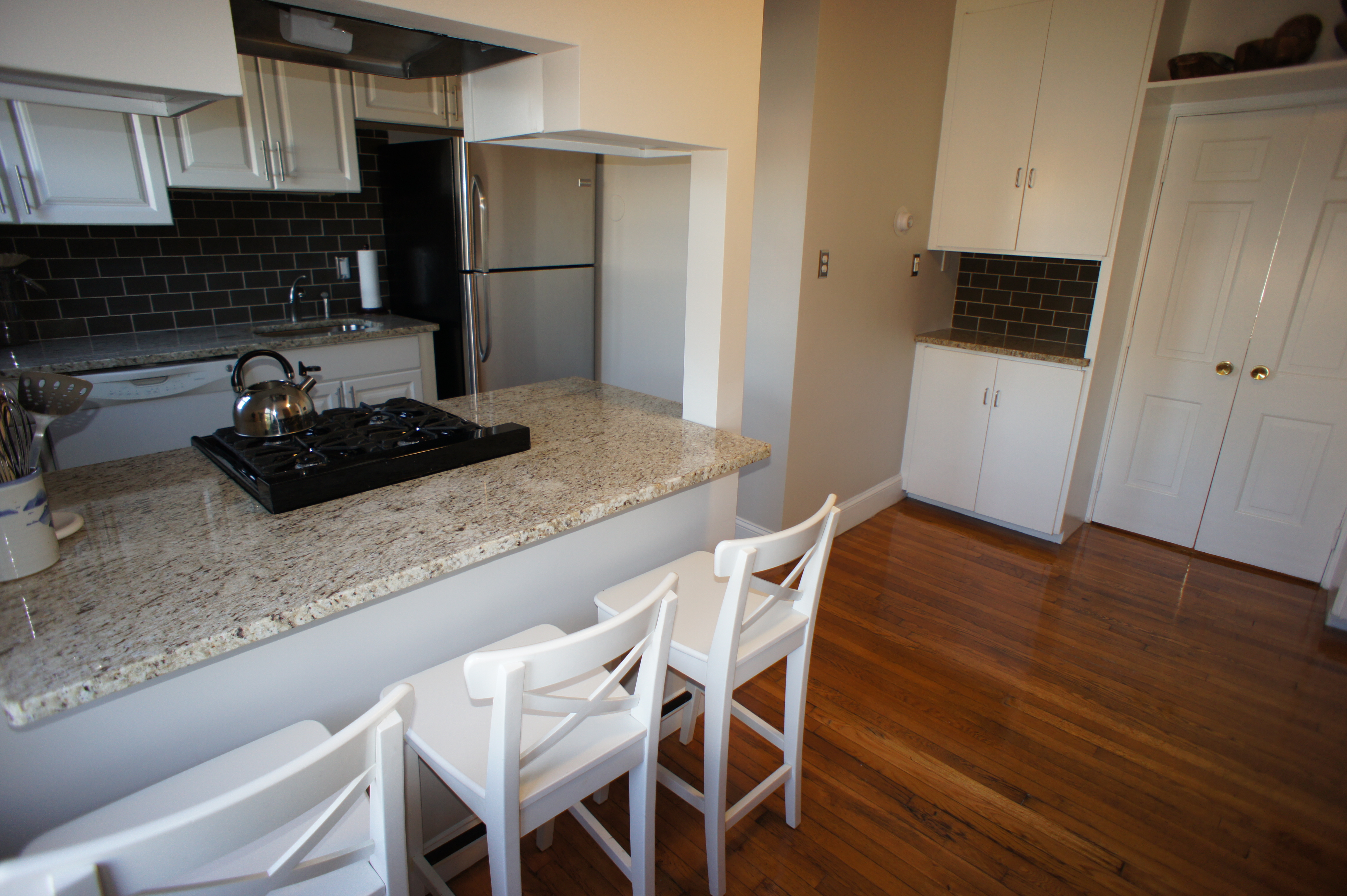 3 bed, 1.5 bath apartment for rent at 65 Dartmouth Unit 4, South End — photo 3 of 12