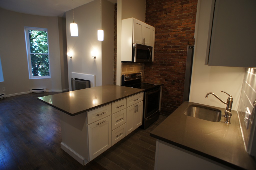 2 bed, 2 bath apartment for rent at 191 West Canton Unit 3, South End — photo 5 of 23