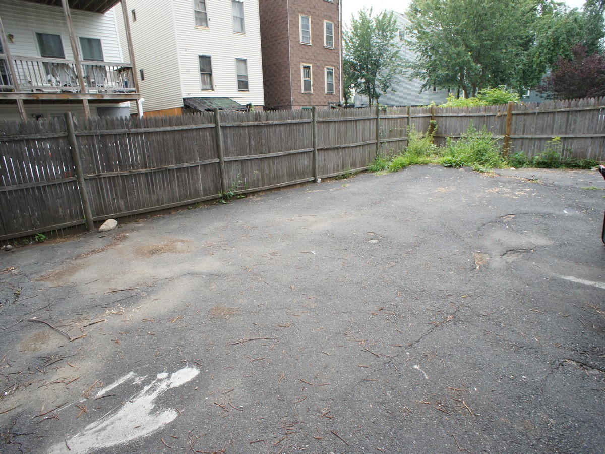 2 bed, 2 bath apartment for rent at 206 9th St Unit 1, South Boston — photo 14 of 14