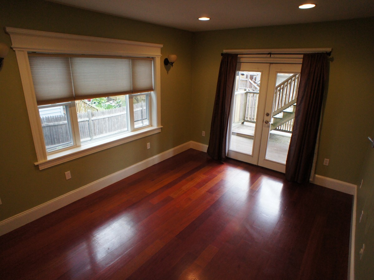 2 bed, 2 bath apartment for rent at 206 9th St Unit 1, South Boston — photo 10 of 14