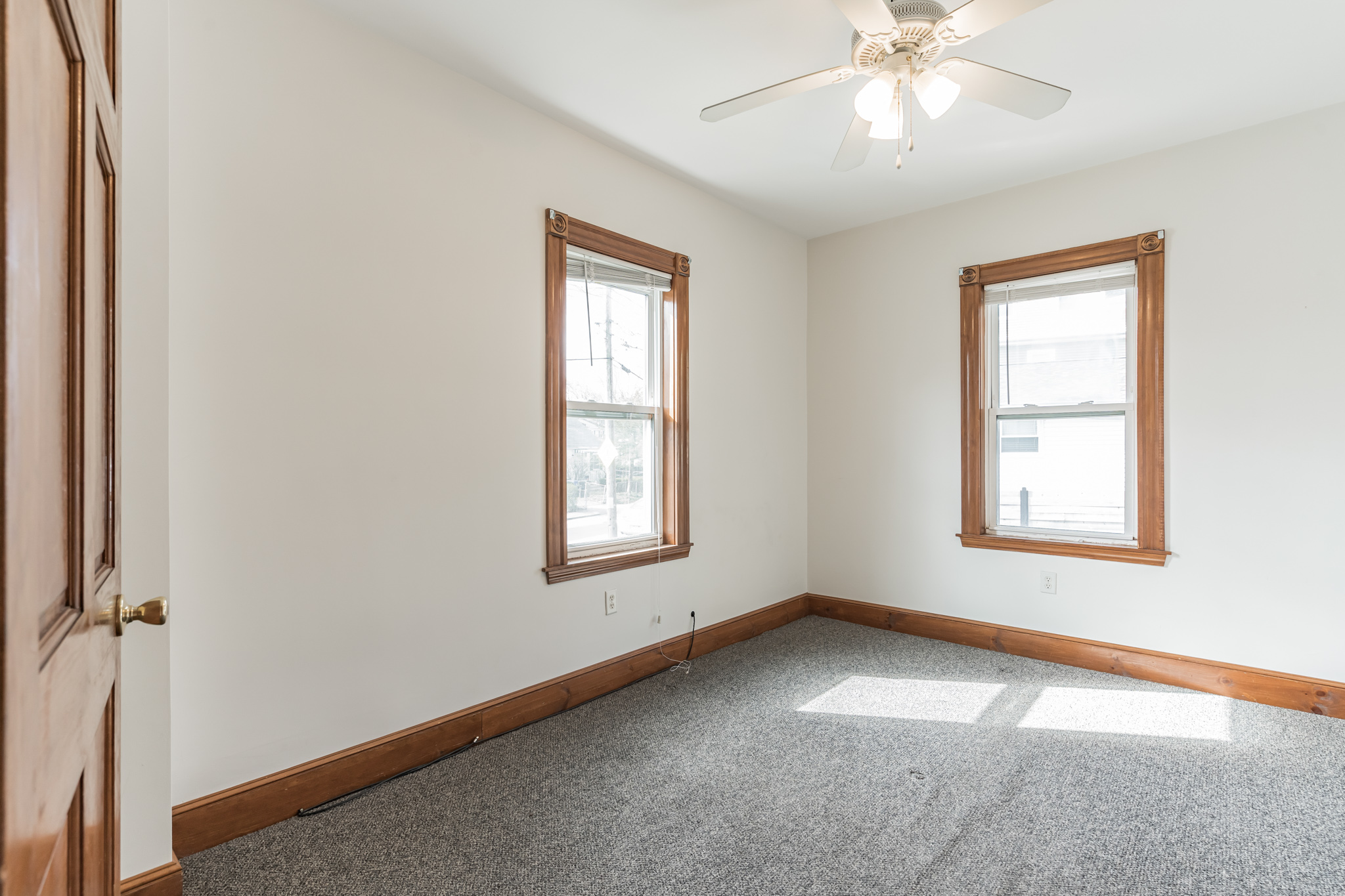2 bed, 1 bath apartment for rent at 70 Greenfield Rd Unit 1, Mattapan — photo 3 of 10