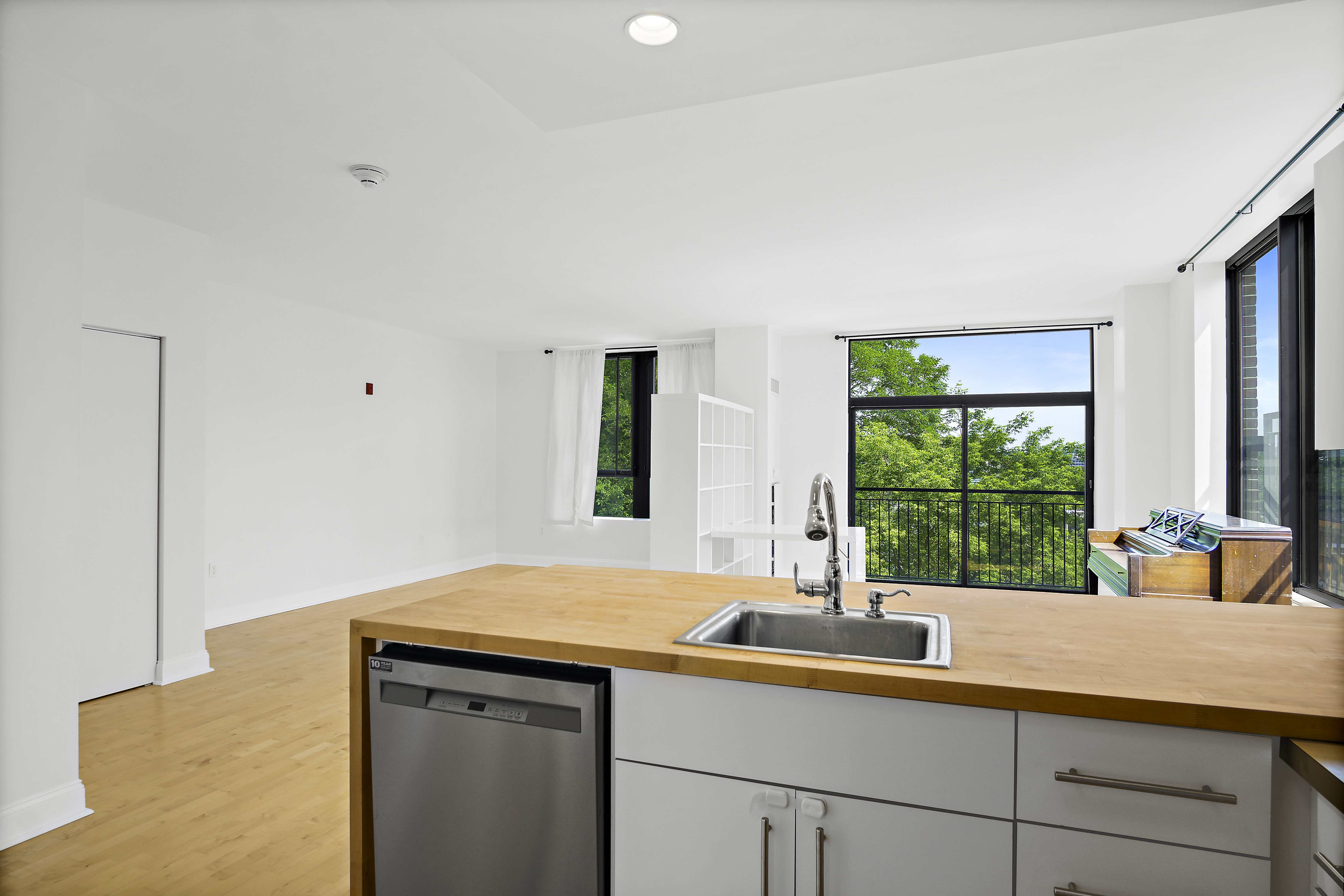 Studio bed, 1 bath apartment for rent at 251 Heath St Unit 309, Jamaica Plain — photo 4 of 30