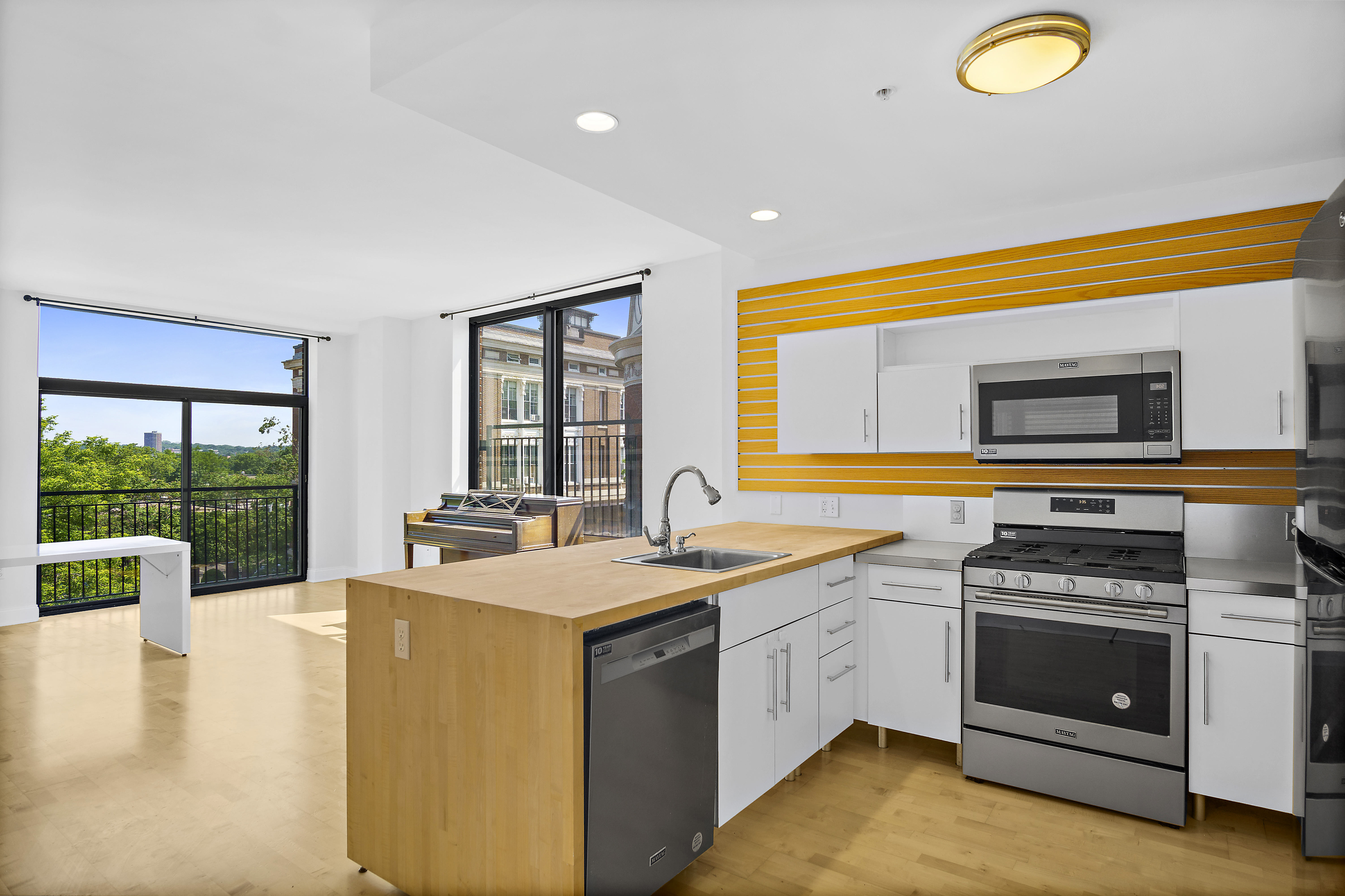 Studio bed, 1 bath apartment for rent at 251 Heath St Unit 309, Jamaica Plain — photo 5 of 30