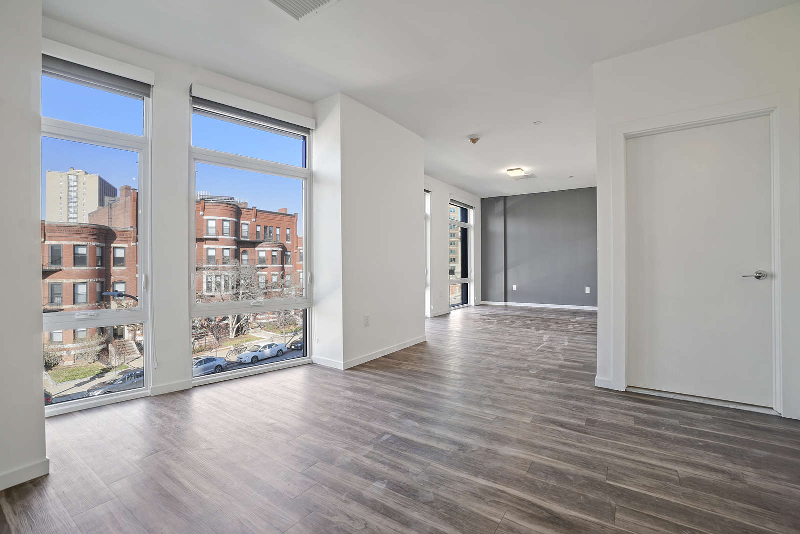 Studio bed, 1 bath apartment for rent at 839 Beacon St Unit 201, Fenway — photo 5 of 10