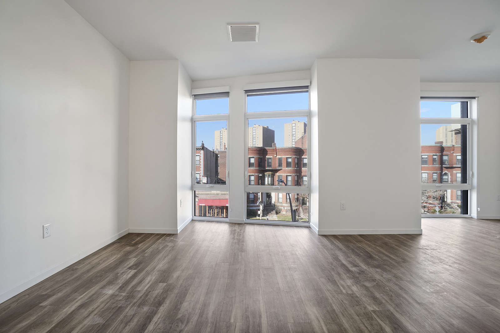 Studio bed, 1 bath apartment for rent at 839 Beacon St Unit 201, Fenway — photo 8 of 10