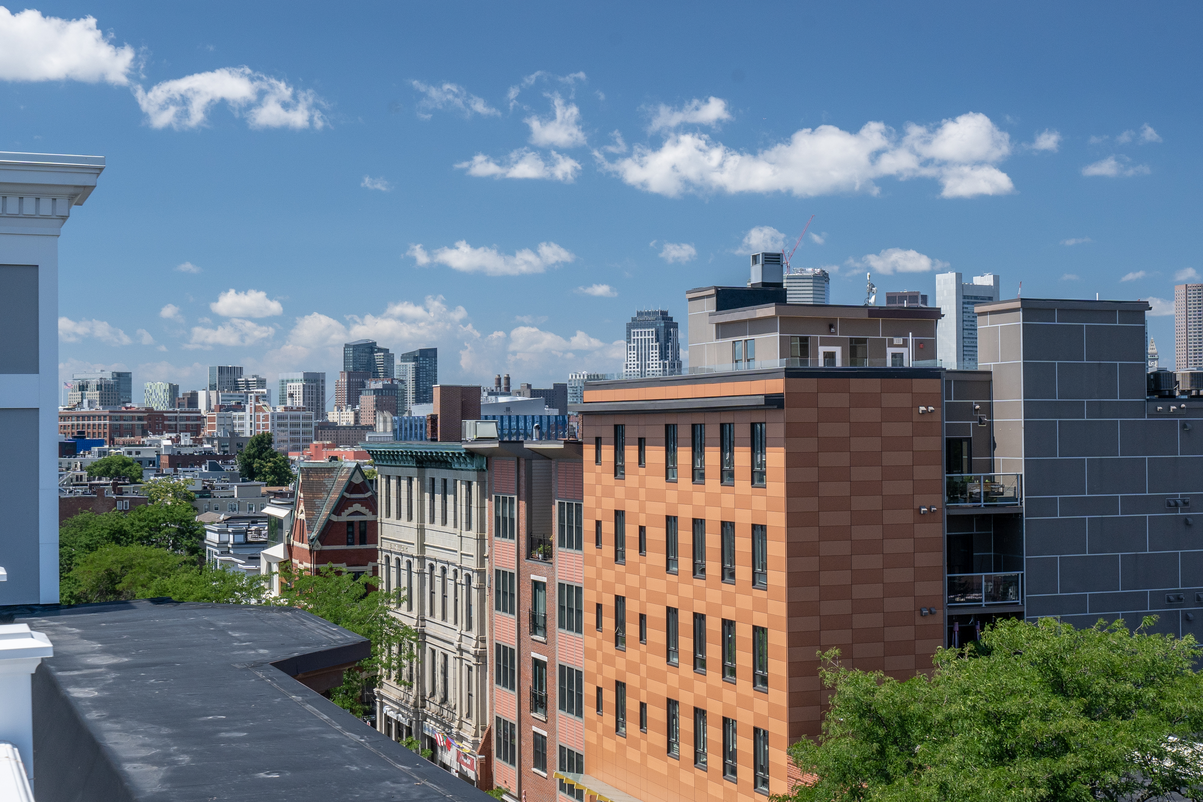 4 bed, 2 bath apartment for rent at 399 W Broadway Unit 4, South Boston — photo 7 of 20
