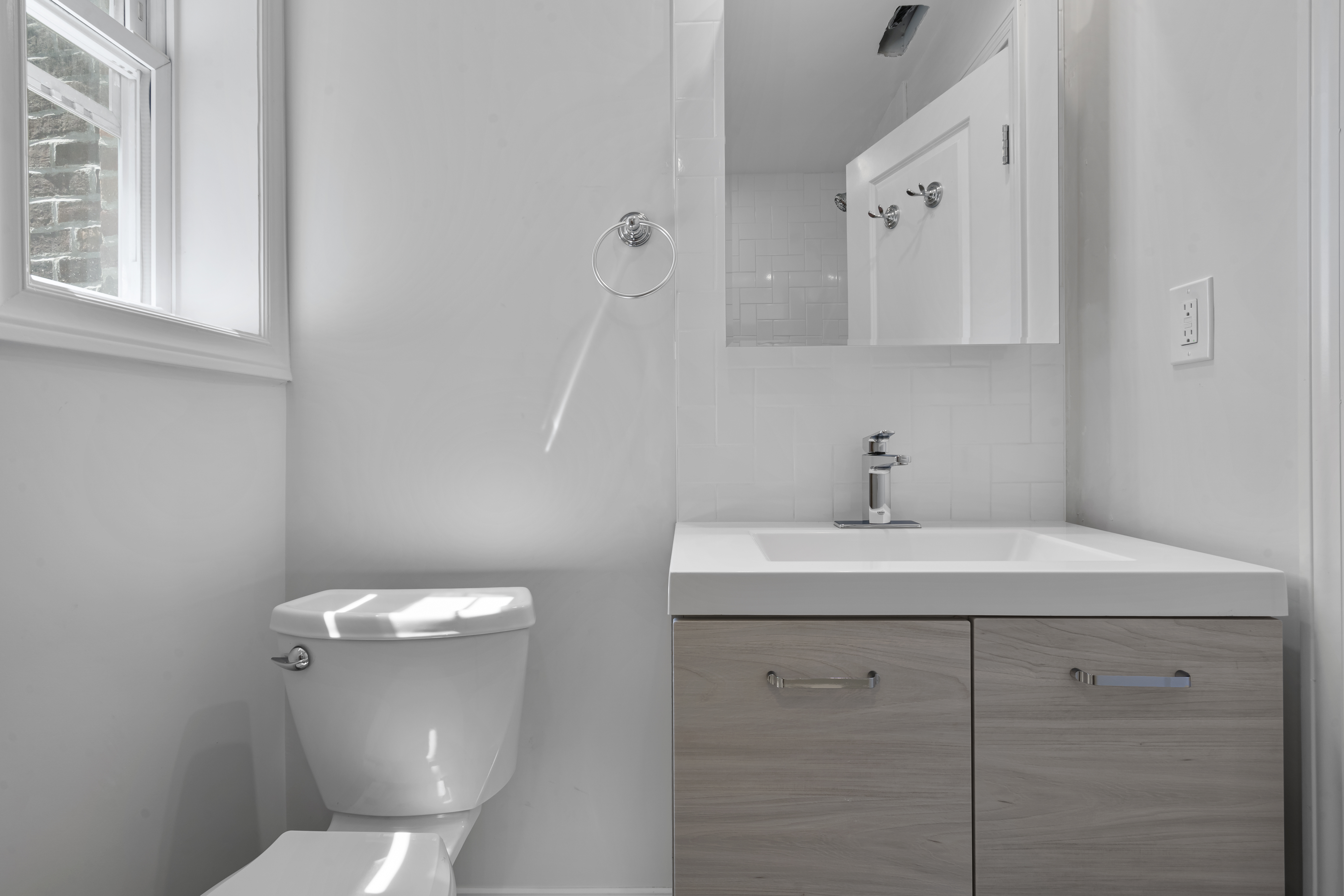 4 bed, 2 bath apartment for rent at 399 W Broadway Unit 4, South Boston — photo 14 of 20