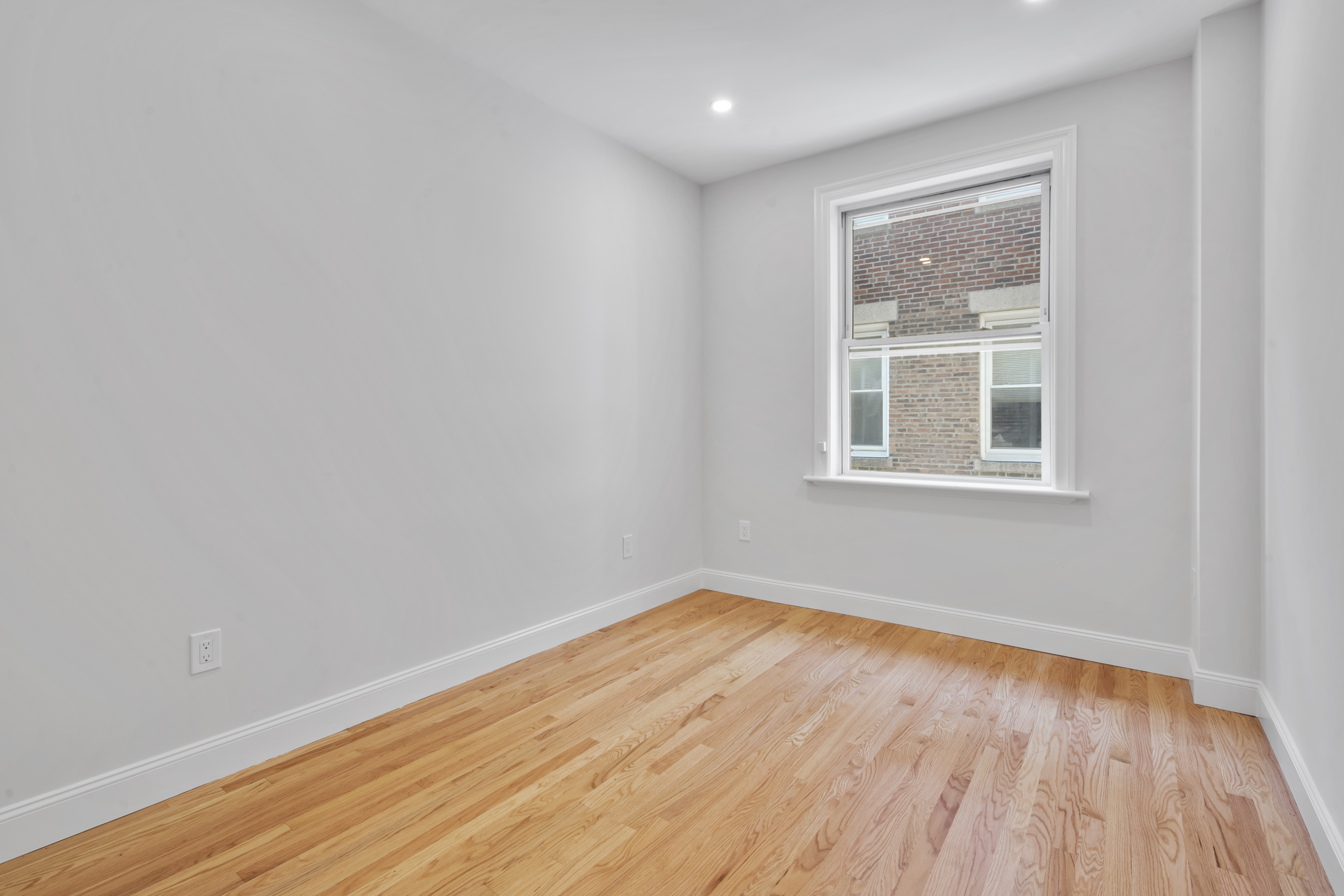 4 bed, 2 bath apartment for rent at 399 W Broadway Unit 4, South Boston — photo 18 of 20