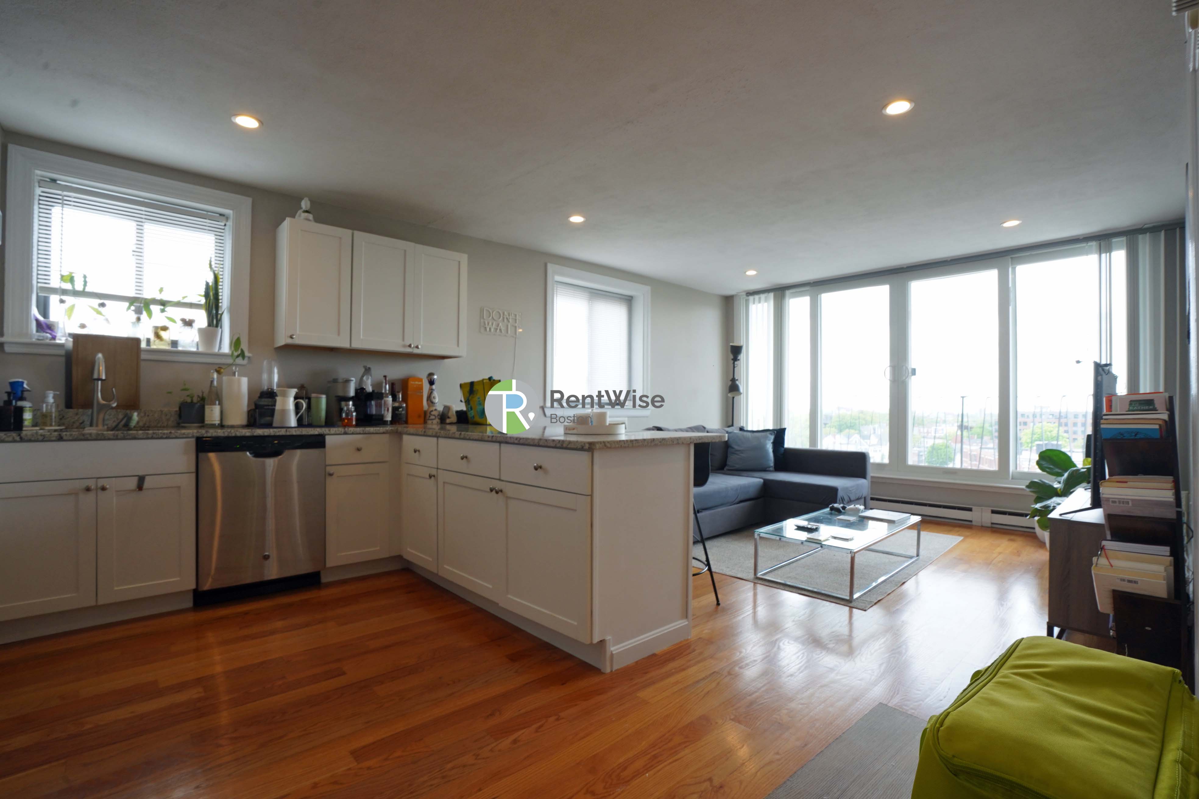 2 bed, 1 bath apartment for rent at 1200 Commonwealth Ave Unit 37, Brighton — photo 1 of 22