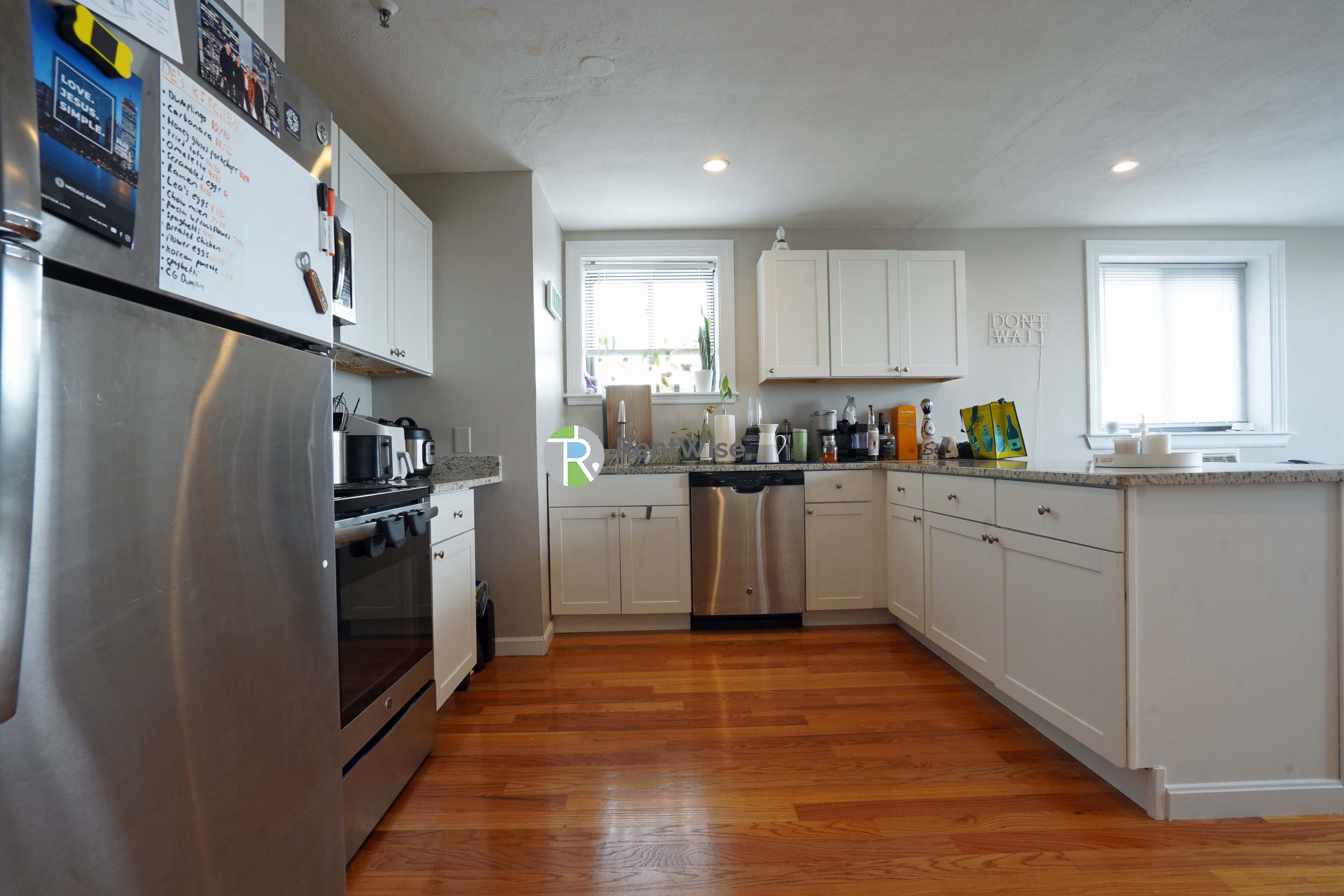 2 bed, 1 bath apartment for rent at 1200 Commonwealth Ave Unit 37, Brighton — photo 5 of 22