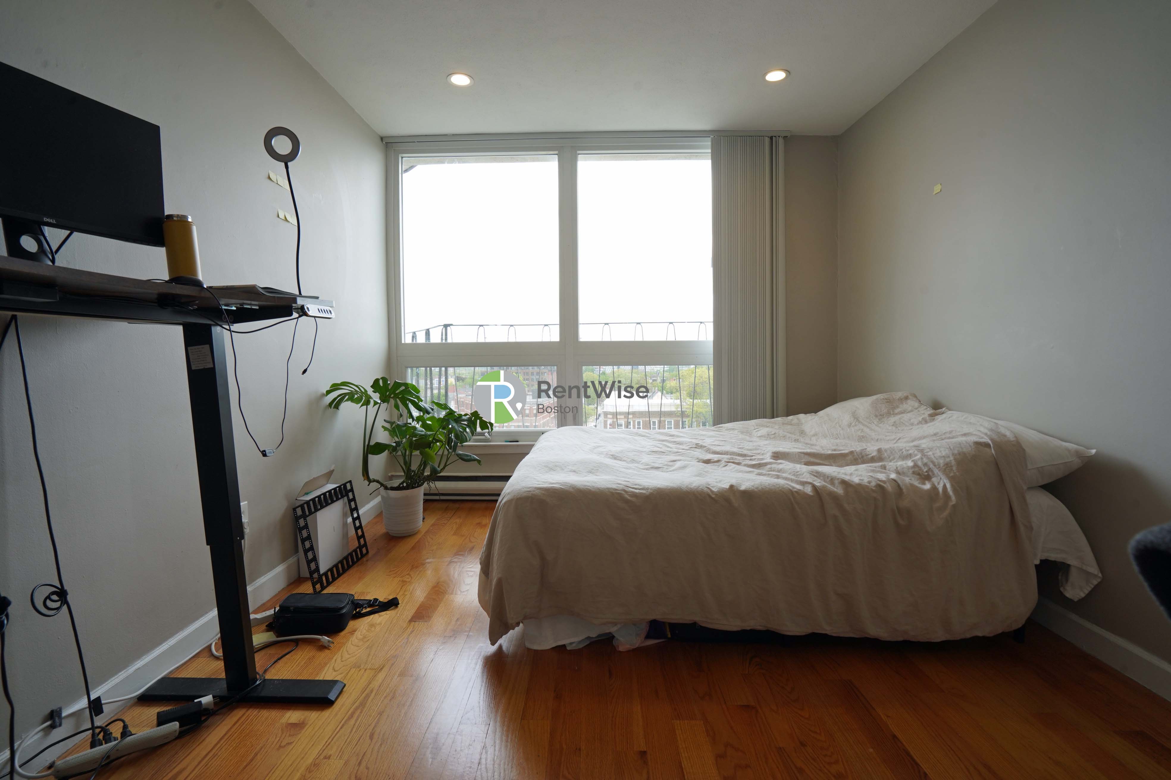 2 bed, 1 bath apartment for rent at 1200 Commonwealth Ave Unit 37, Brighton — photo 10 of 22