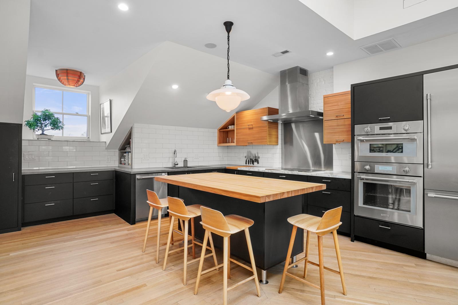 3 bed, 2.5 bath apartment for rent at 45 West Newton St Unit 5, South End — photo 4 of 15