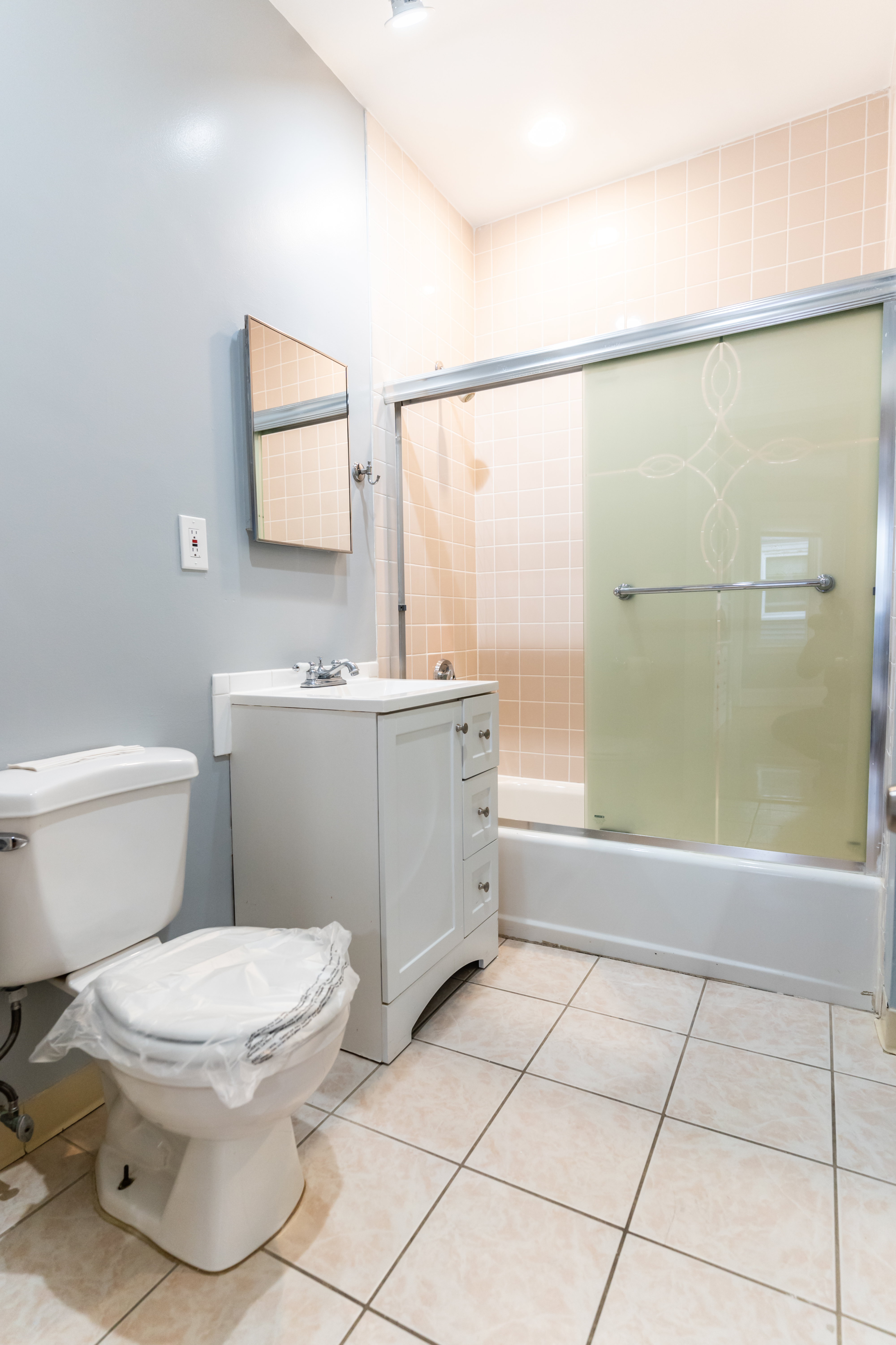 3 bed, 1 bath apartment for rent at 10 Saint Marks Rd Unit 3, Dorchester — photo 7 of 10