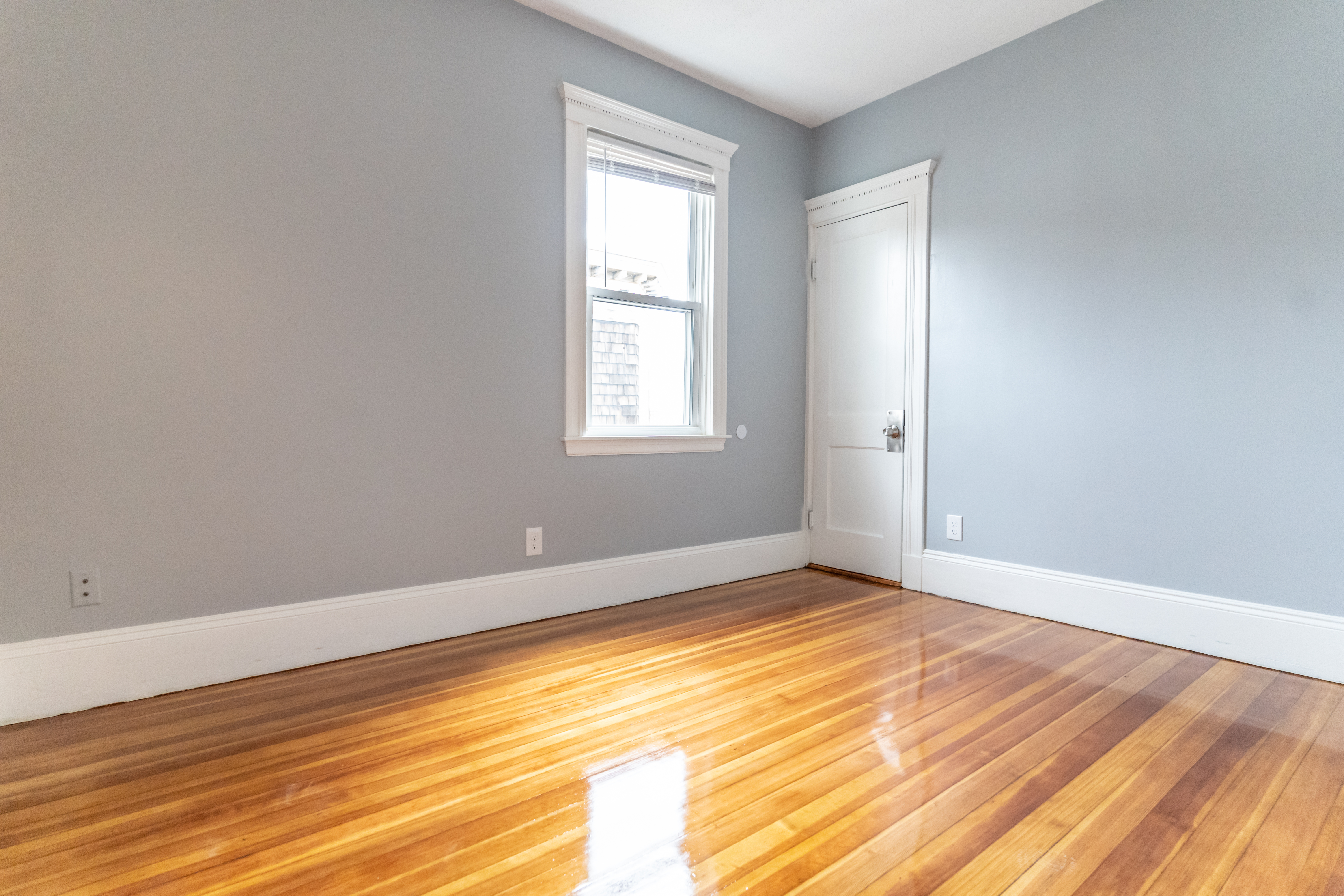 3 bed, 1 bath apartment for rent at 10 Saint Marks Rd Unit 3, Dorchester — photo 8 of 10