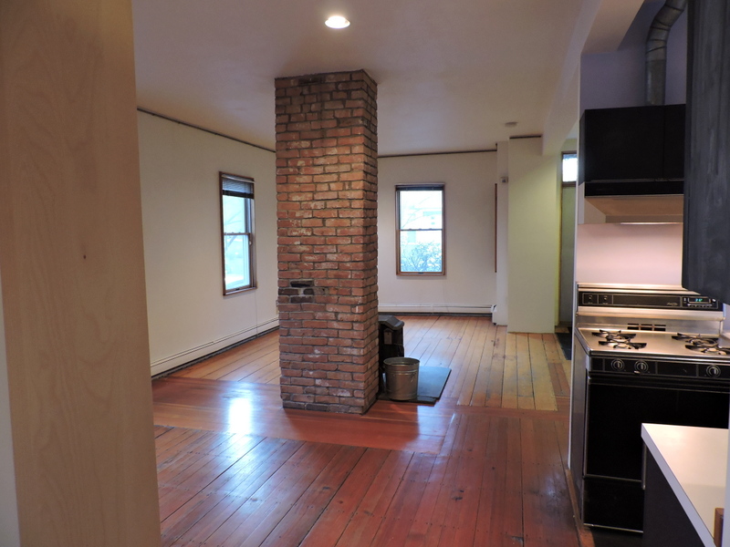 1 bed, 1 bath apartment for rent at 54 Howard St Unit 1, Central Square — photo 1 of 11