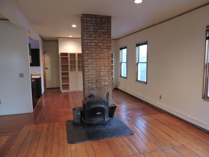 1 bed, 1 bath apartment for rent at 54 Howard St Unit 1, Central Square — photo 7 of 11