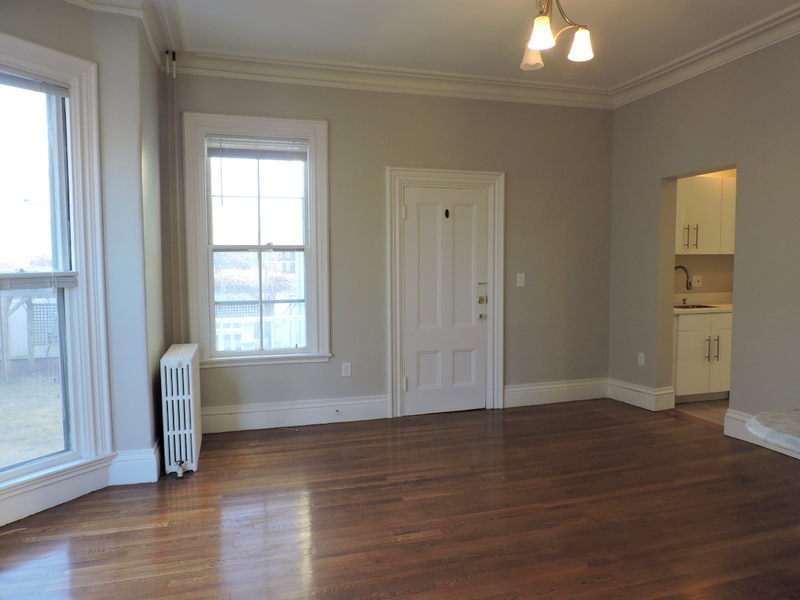1 bed, 1 bath apartment for rent at 14 Pleasant St Unit 1, Central Square — photo 9 of 15
