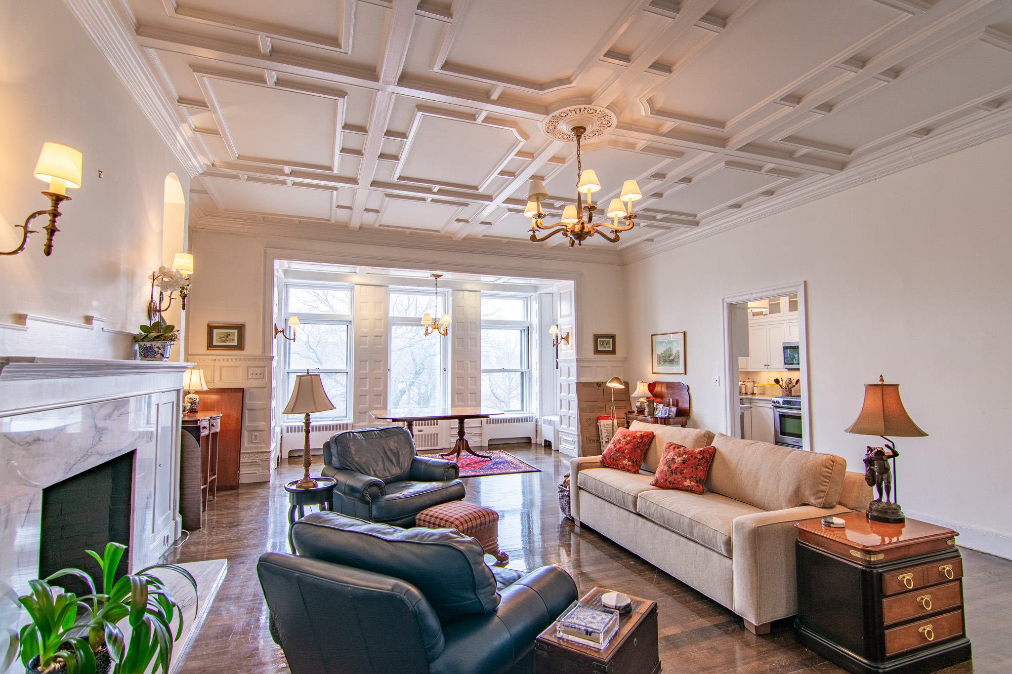 2 bed, 2 bath apartment for rent at 166 Beacon St Unit 3, Back Bay — photo 3 of 32
