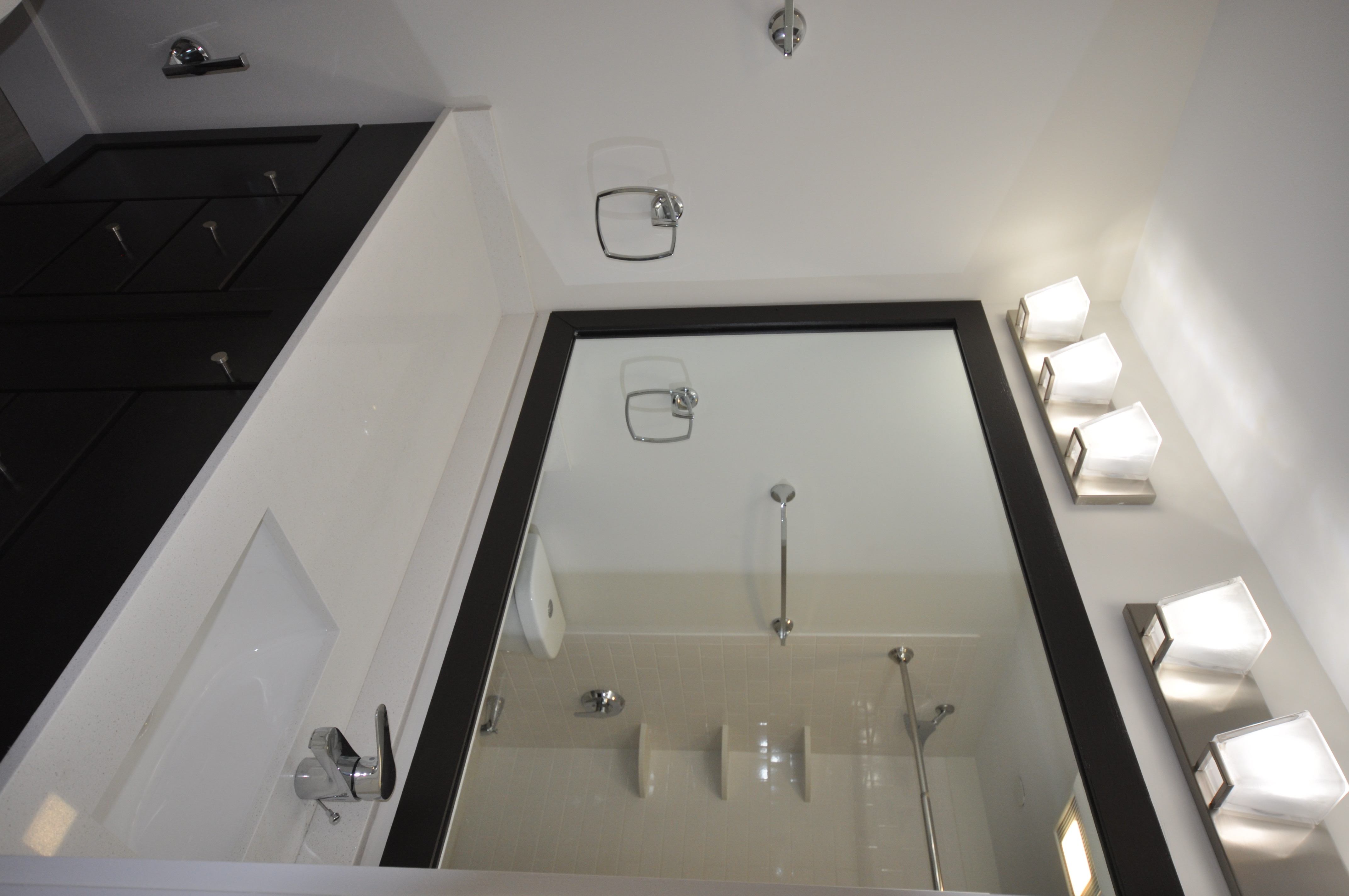 4 bed, 2 bath apartment for rent at 659 Massachusetts Ave Unit 8, South End — photo 11 of 25