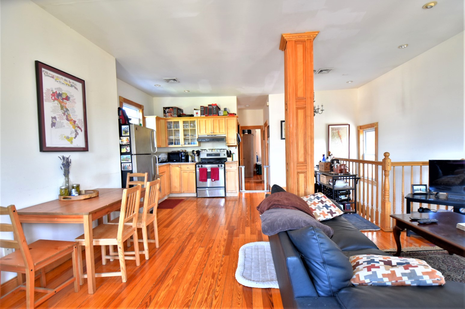 2 bed, 1 bath apartment for rent at 21 Upton St Unit 3, Central Square — photo 1 of 8