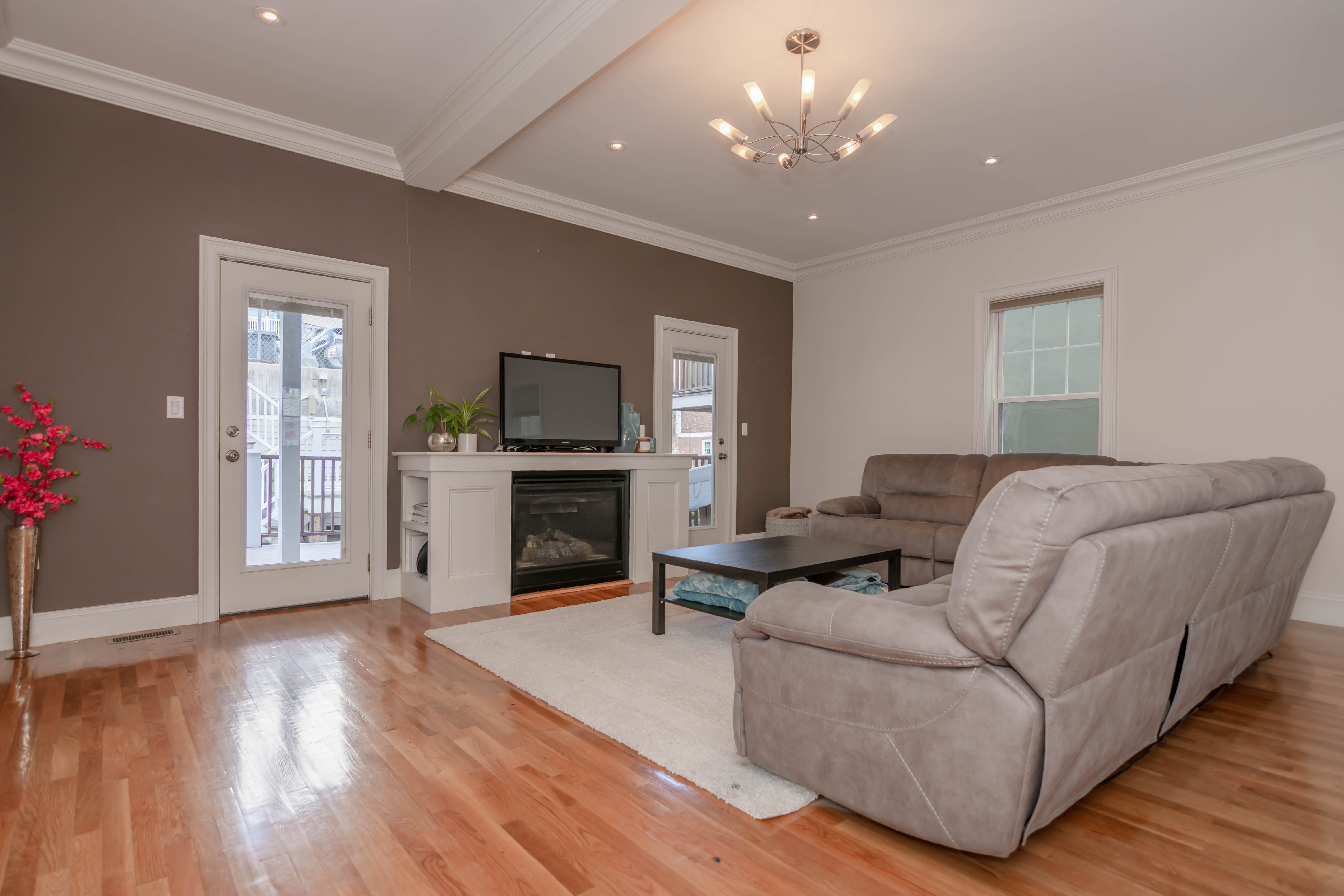 2 bed, 2.5 bath apartment for rent at 462 7th St Unit 1, South Boston — photo 6 of 25