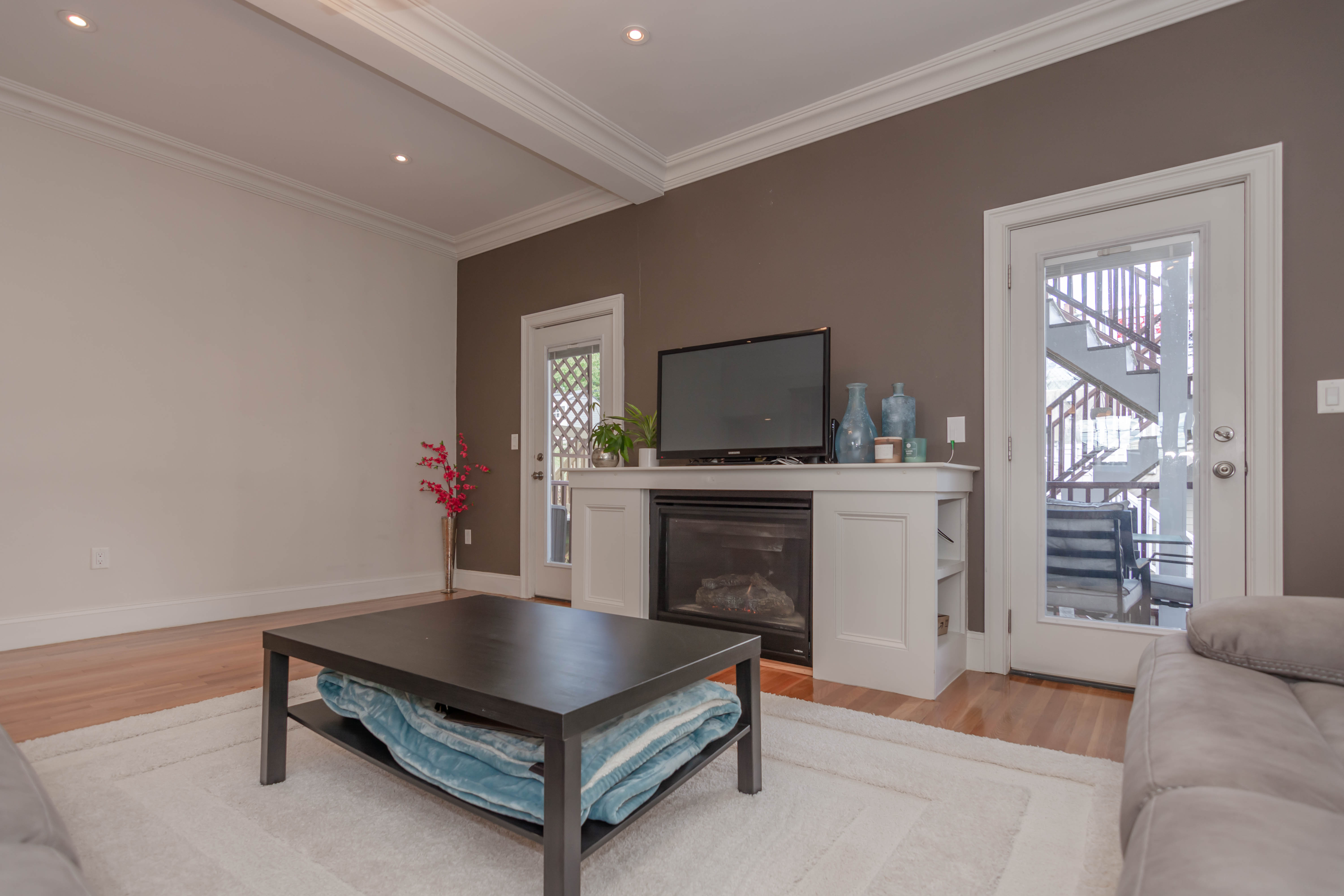 2 bed, 2.5 bath apartment for rent at 462 7th St Unit 1, South Boston — photo 14 of 25