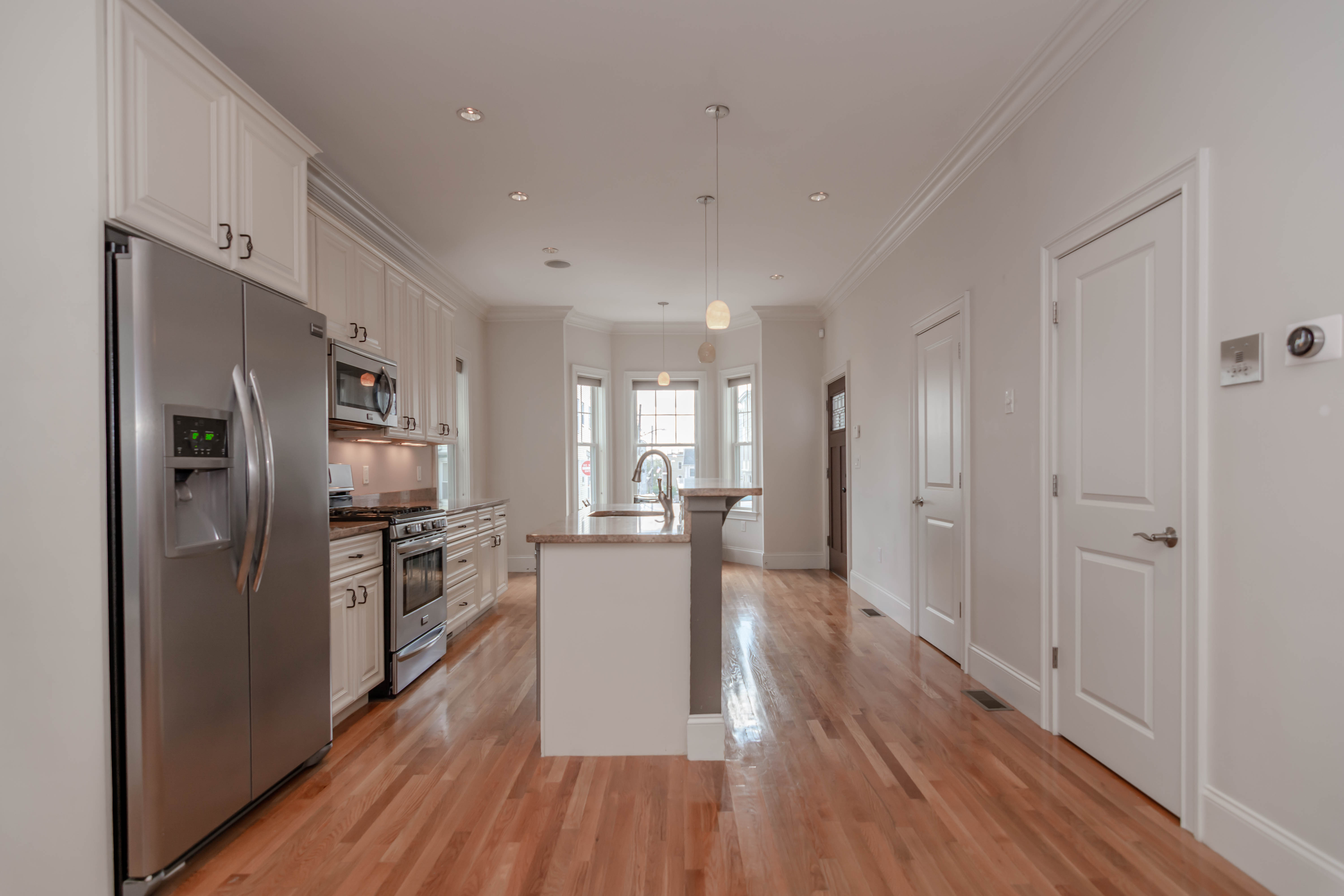 2 bed, 2.5 bath apartment for rent at 462 7th St Unit 1, South Boston — photo 8 of 25