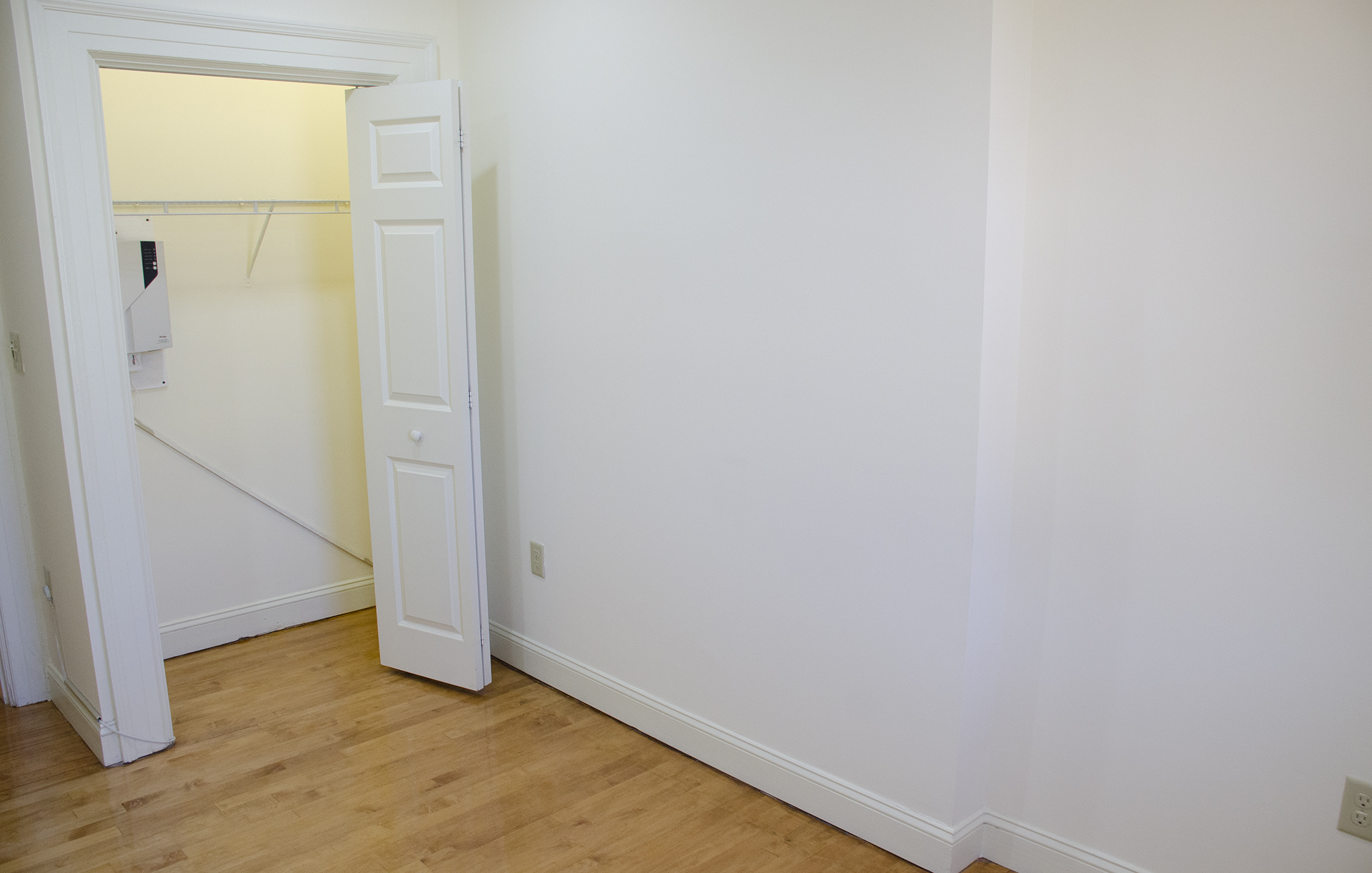 2 bed, 1 bath apartment for rent at 455 Centre Unit 307, Newton — photo 2 of 14