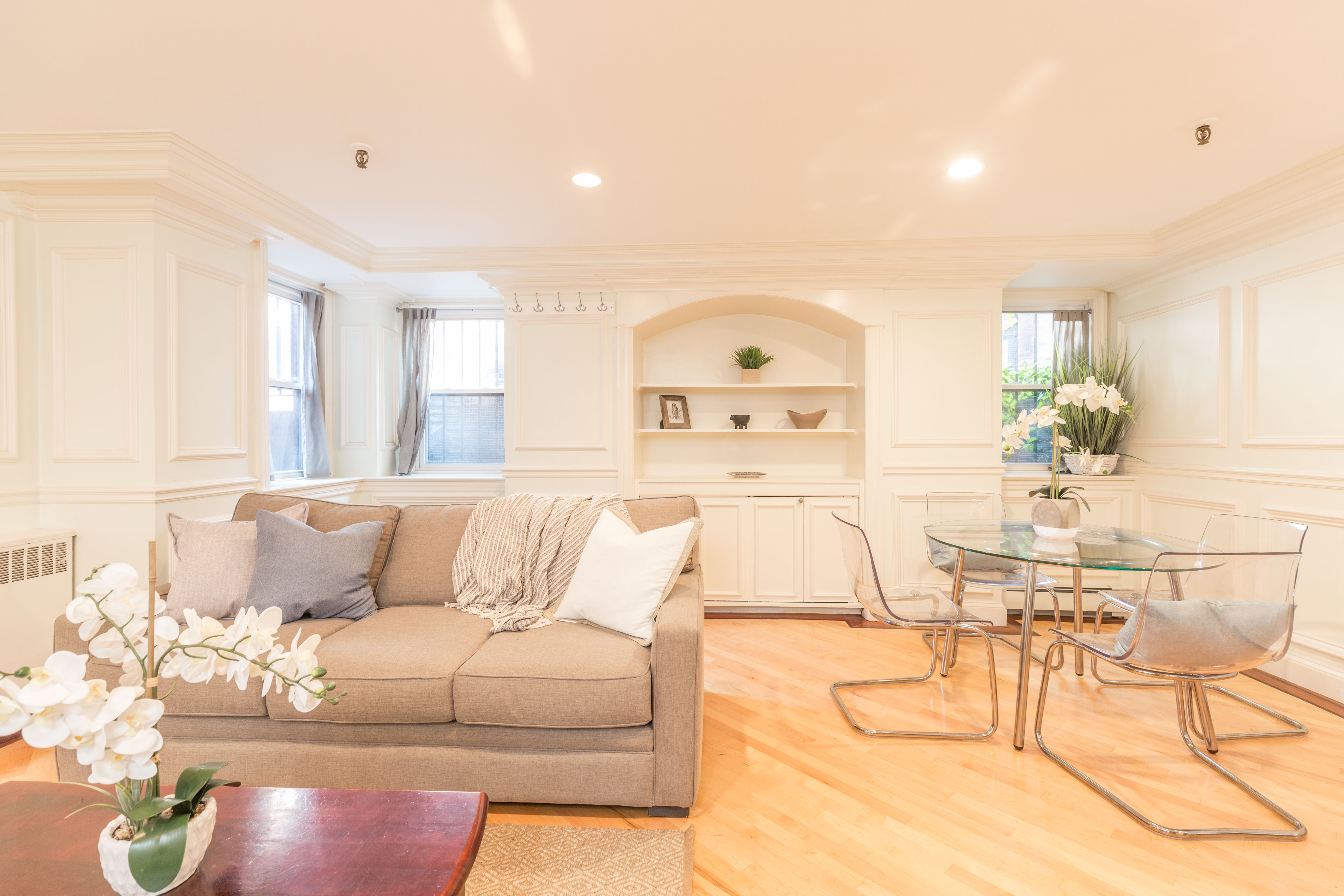 1 bed, 1 bath apartment for rent at 20 Gloucester St Unit Bd, Back Bay — photo 1 of 15