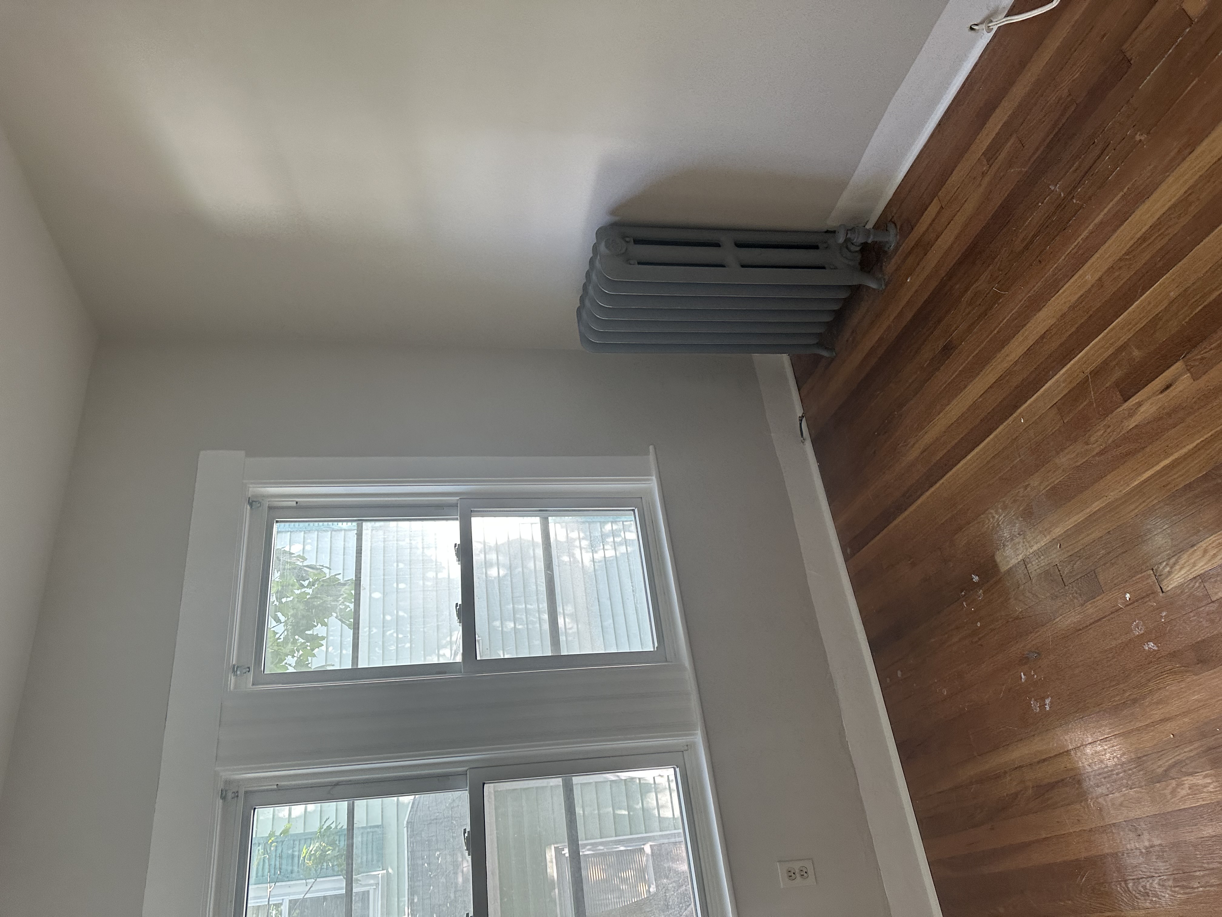 3 bed, 1 bath apartment for rent at 25 Selden St Unit 2, Dorchester — photo 6 of 10