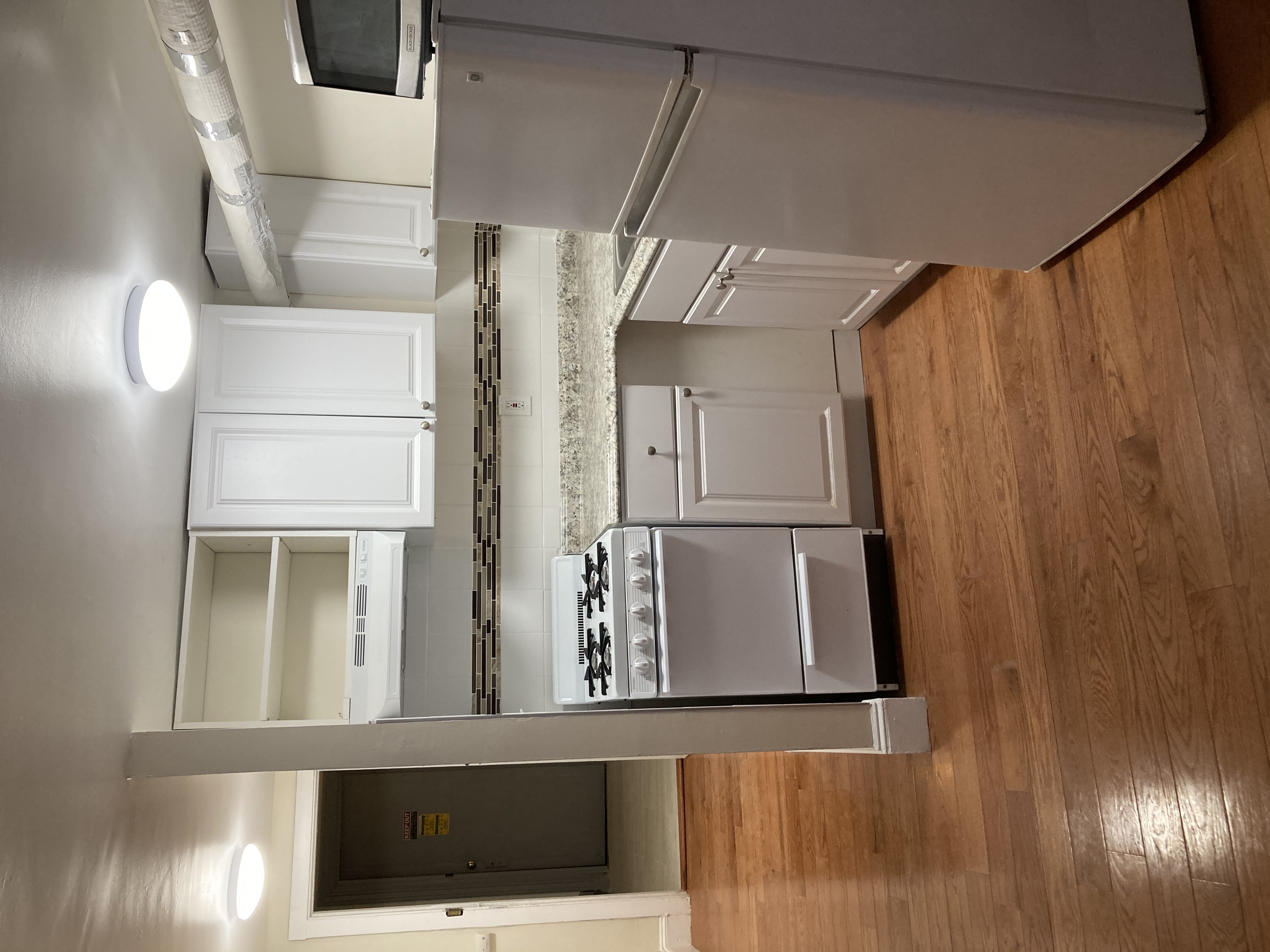 Studio bed, 1 bath apartment for rent at 78 Myrtle St Unit 1, Beacon Hill — photo 10 of 15