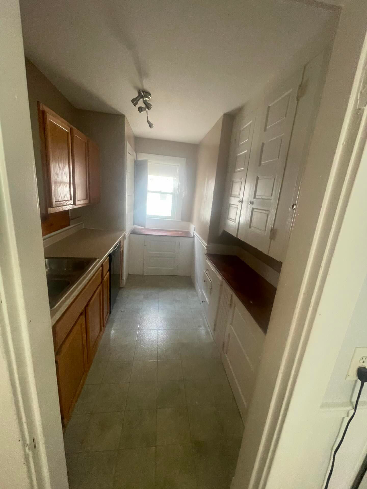 3 bed, 1 bath apartment for rent at 25 Osborne St Unit 1, Peabody — photo 6 of 22